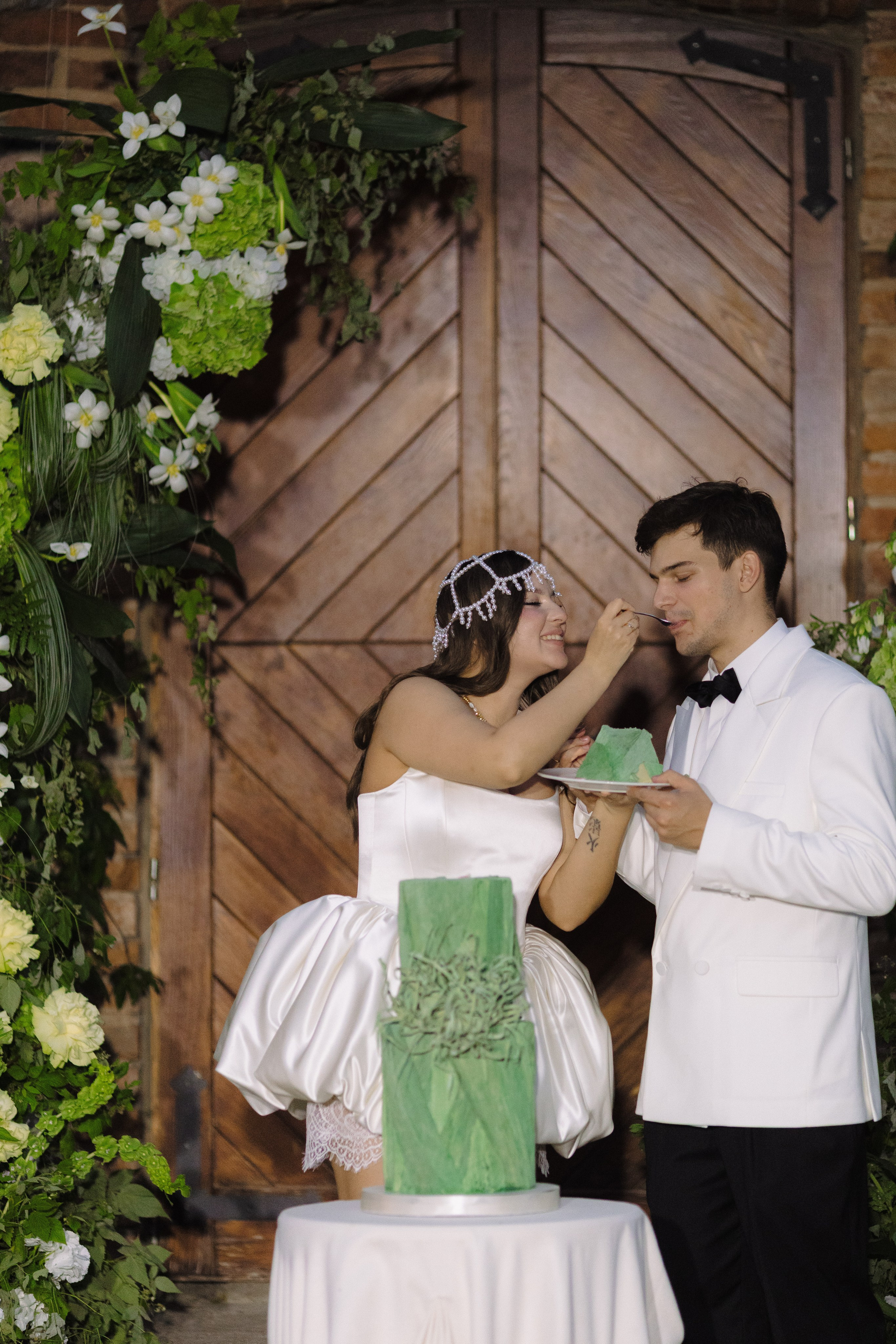 Свадебная фотосъемка в «Двор Стайки»