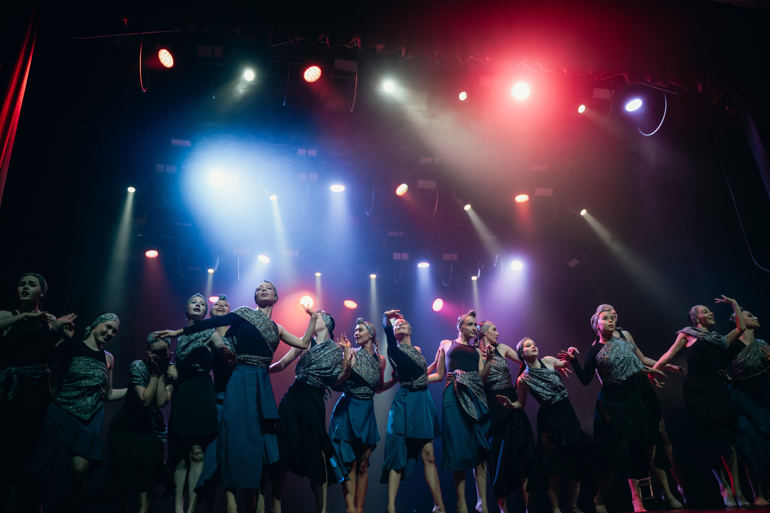 Спектакль «Песнь сирен». Главная