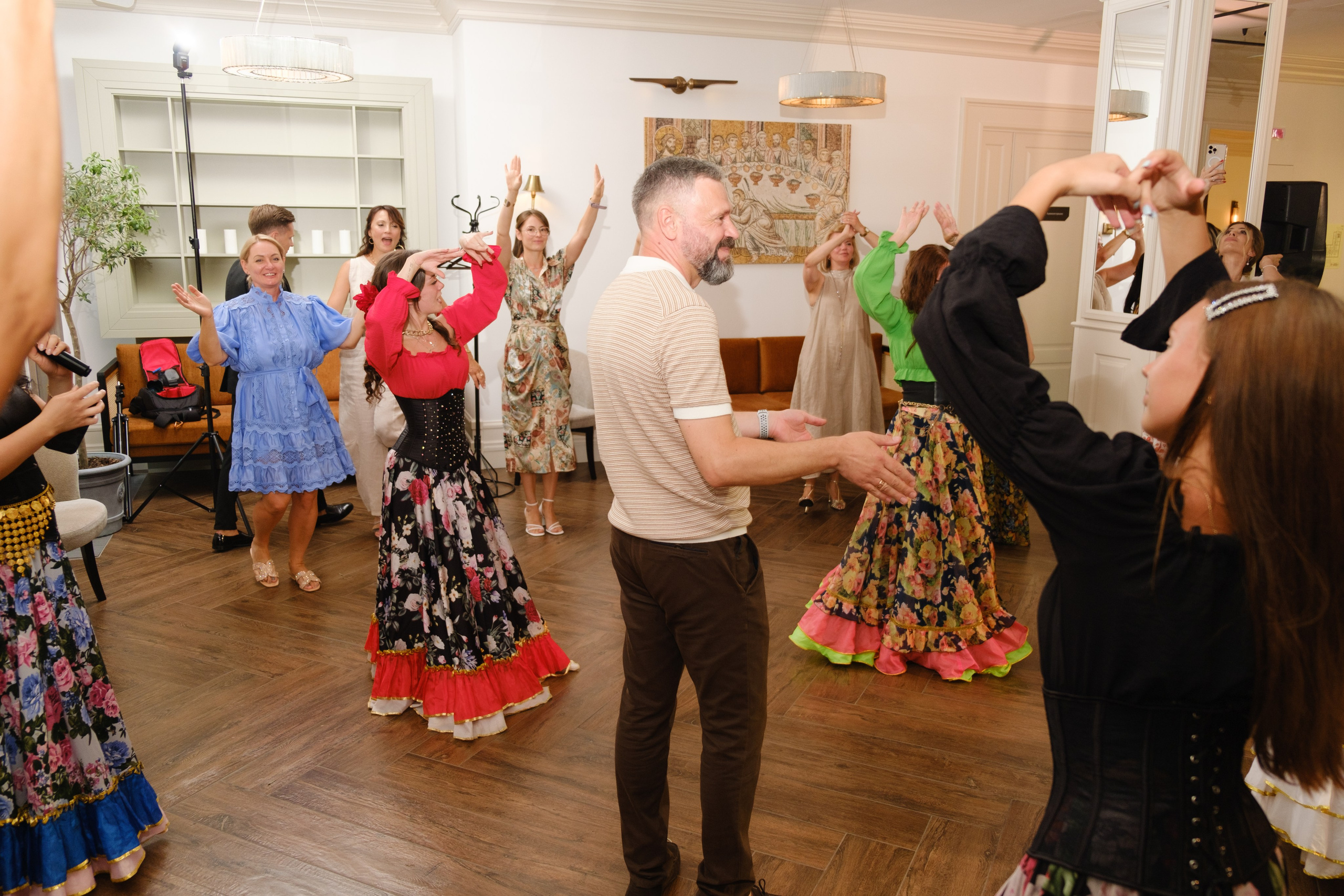 Фотограф на юбилей в Крыму | Съемка дня рождения | Илья Желдак. Профессиональная фотосъемка в Крыму. Натуральные эмоции и живые кадры. Забронируйте дату прямо сейчас!