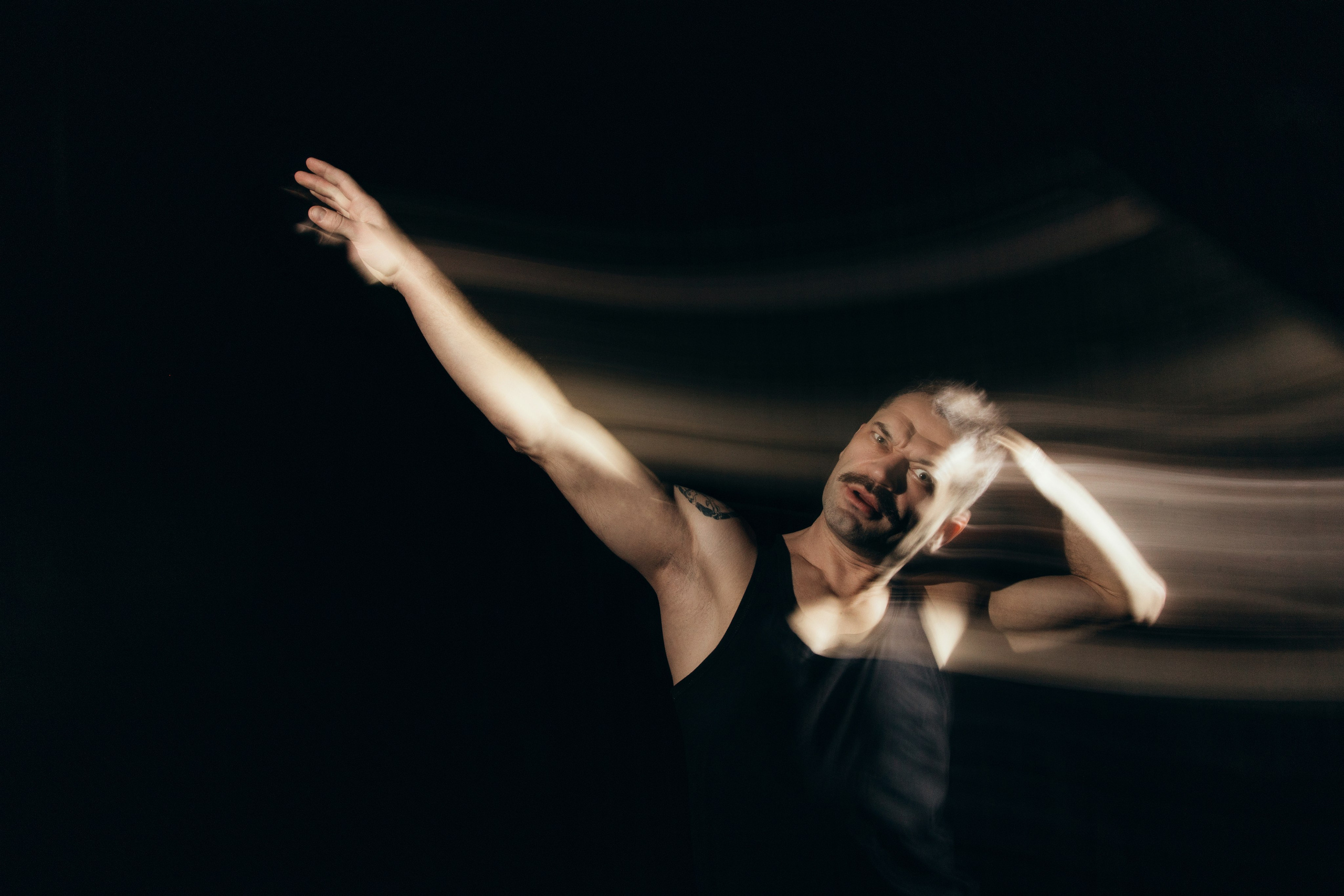 Проект для Свободного театра современного танца. Фотограф Татьяна Жбанова