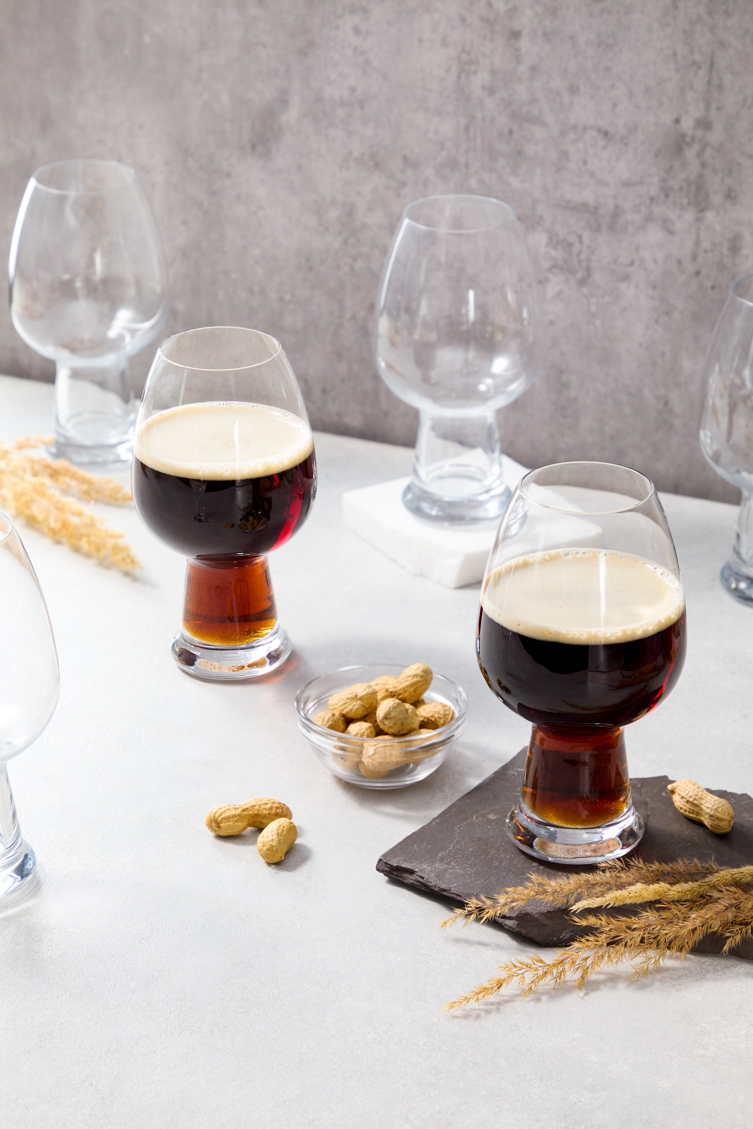 Стеклянные бокалы. Сайт о предметной, имиджевой и портретной фотографии, фотограф Фил Киреев