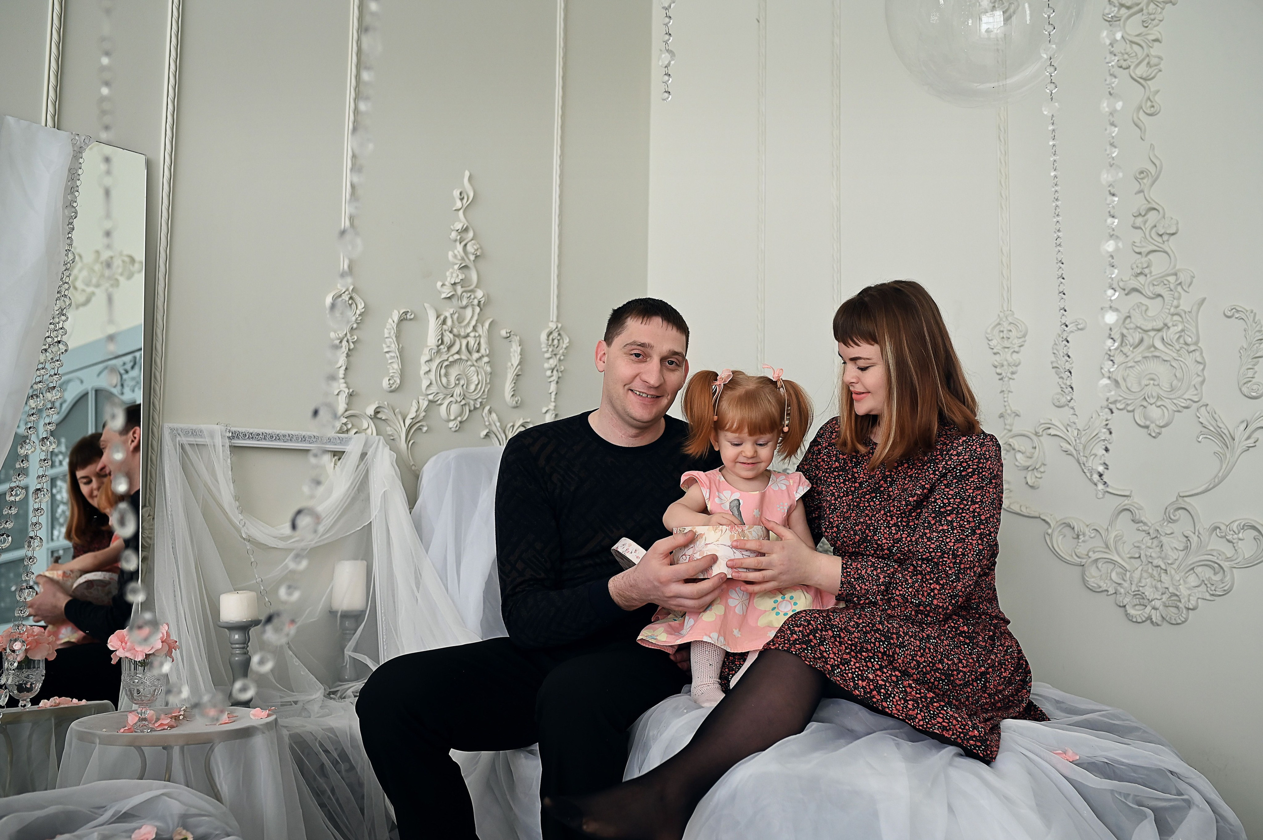 Аня, Алексей и Катюша. Фотографы крещения/венчания  Красноярск Татьяна и Вячеслав Переваловы