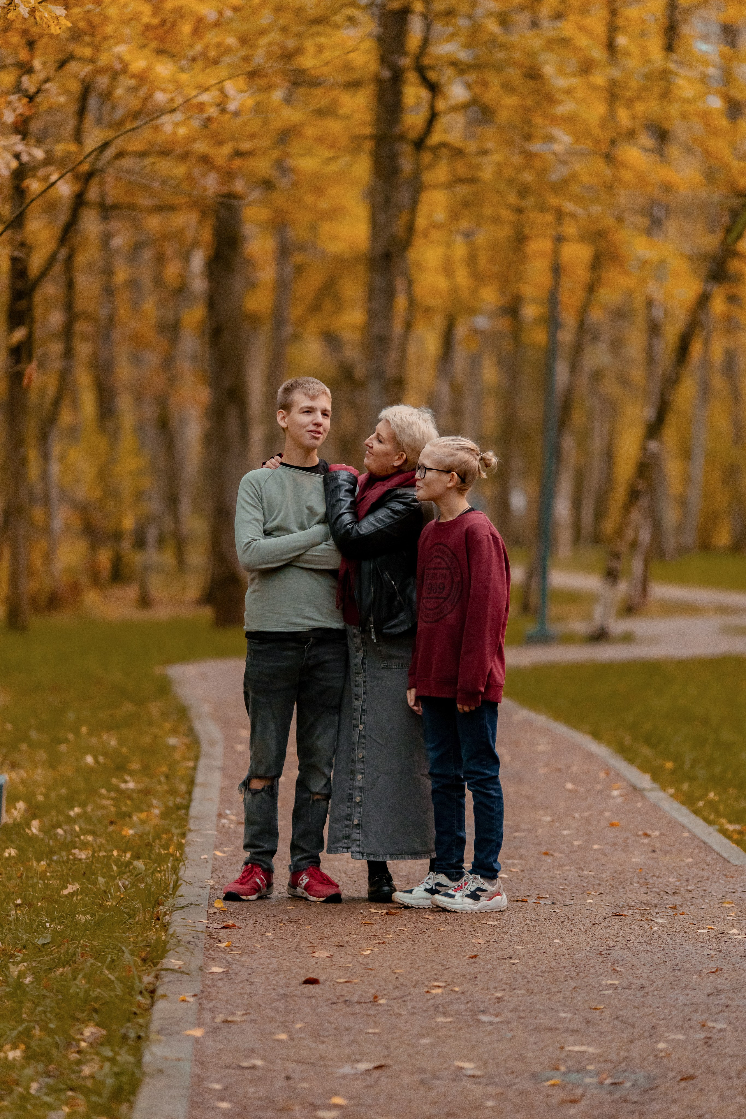 Классная фотосессия для мамы с сыновьями. Фото и видео Москва, Московский. Свадебный фотограф, видеограф, фотосессии, видеосъемка