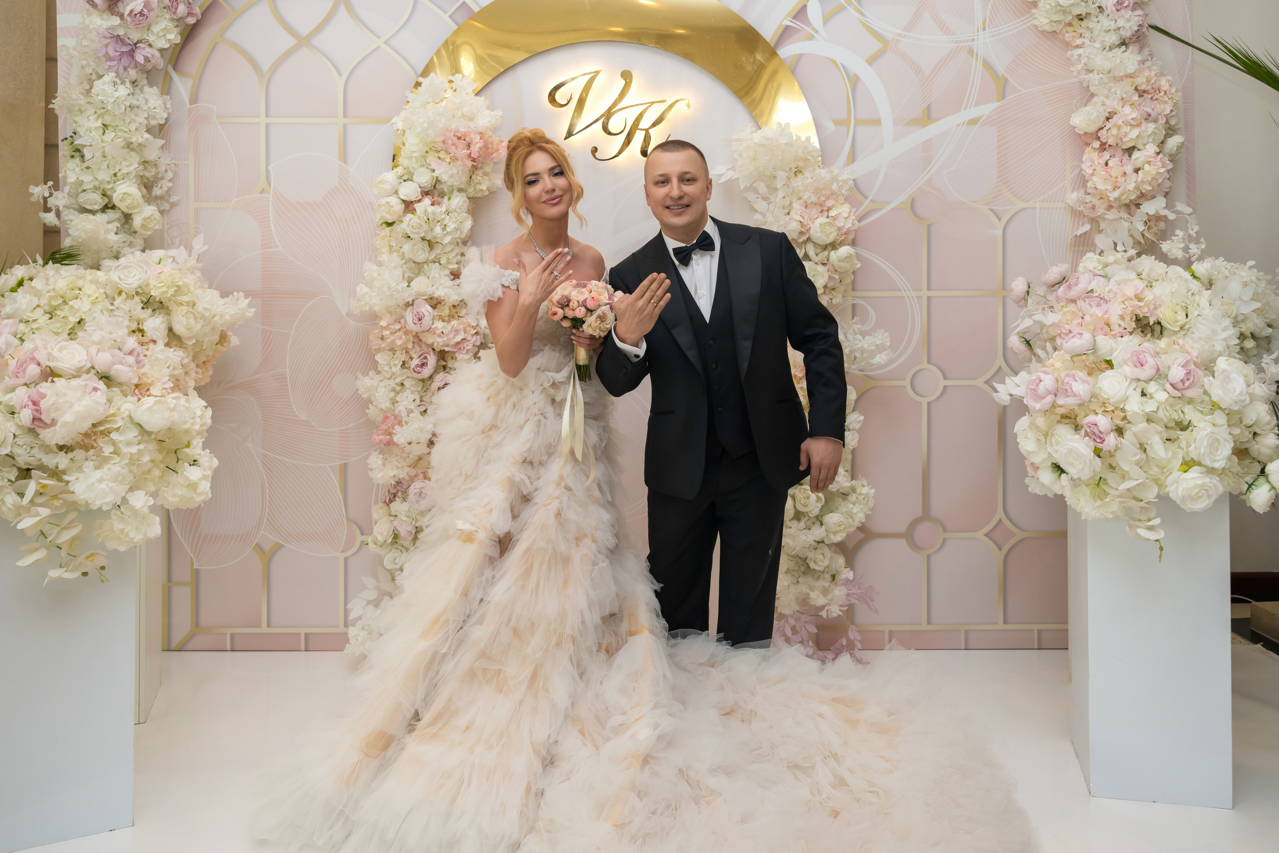 Виктор & Кристина. Семейный и контент фотограф в Москве Alira