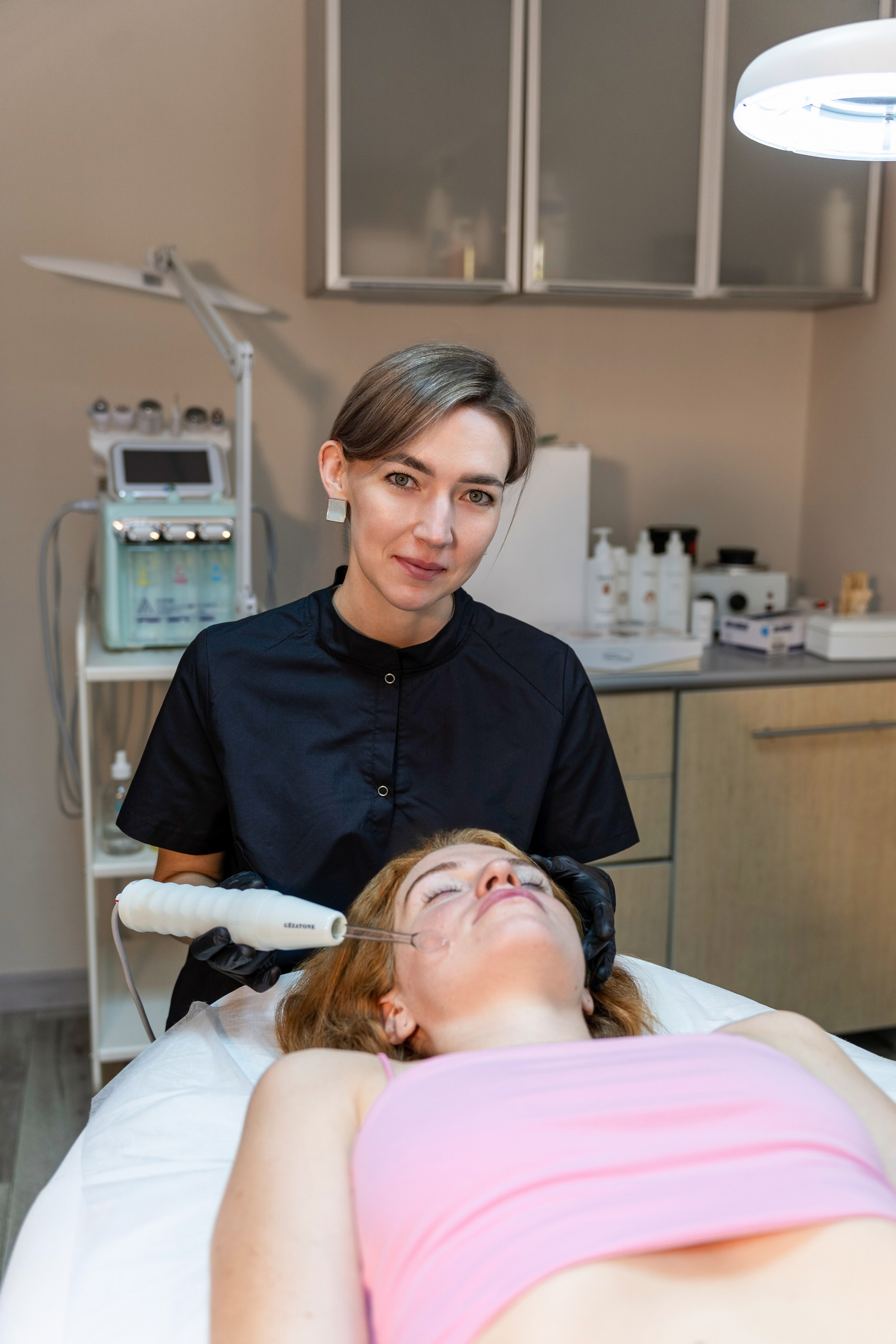 Контент съемка, косметолог эстетист. Норина Анна, фотограф в Самаре, НЕЙРОфото по всему миру. Создаю кадры которые цепляют за душу