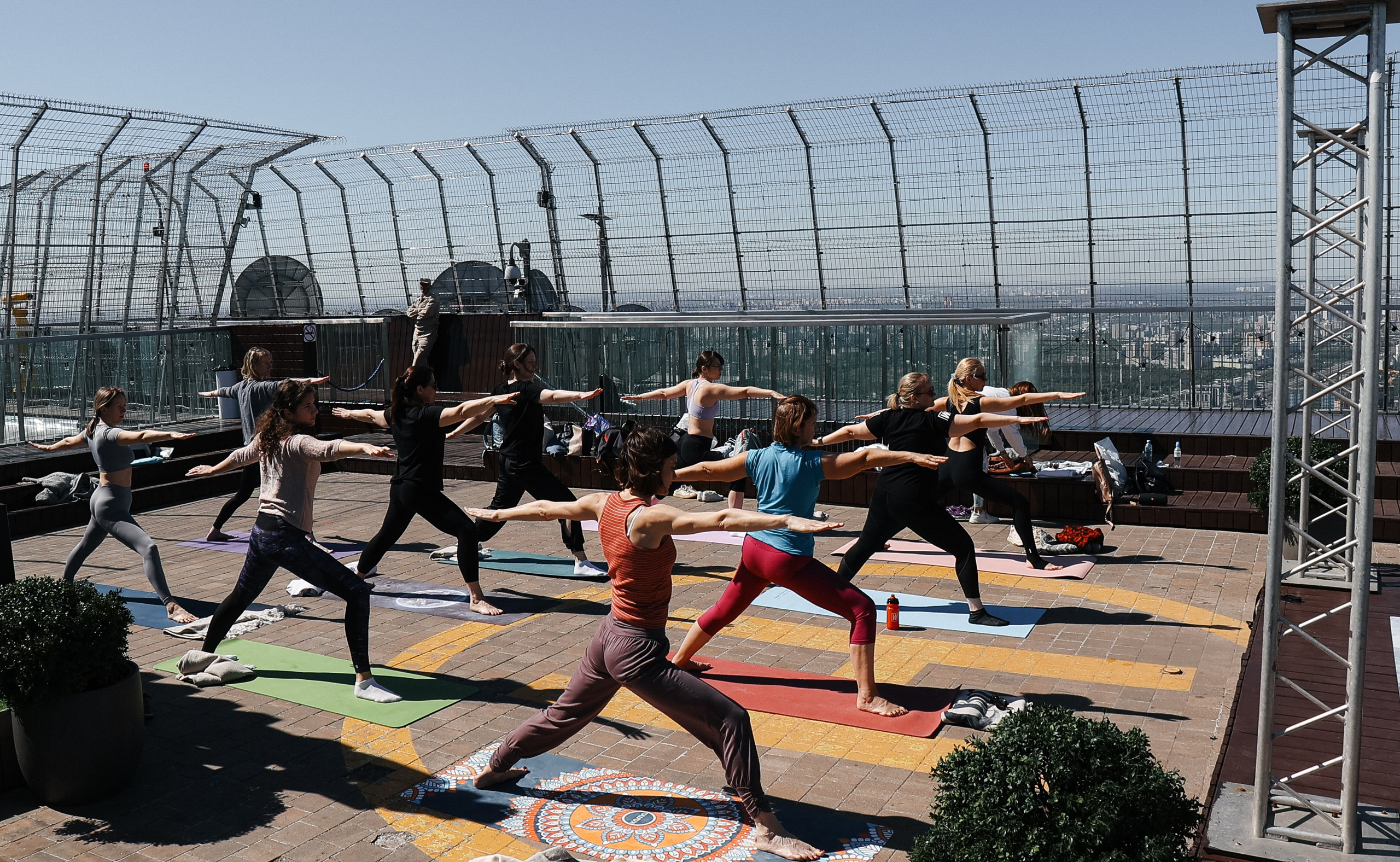 Йога на крыше Москва-Сити. Портретный фотограф Москва