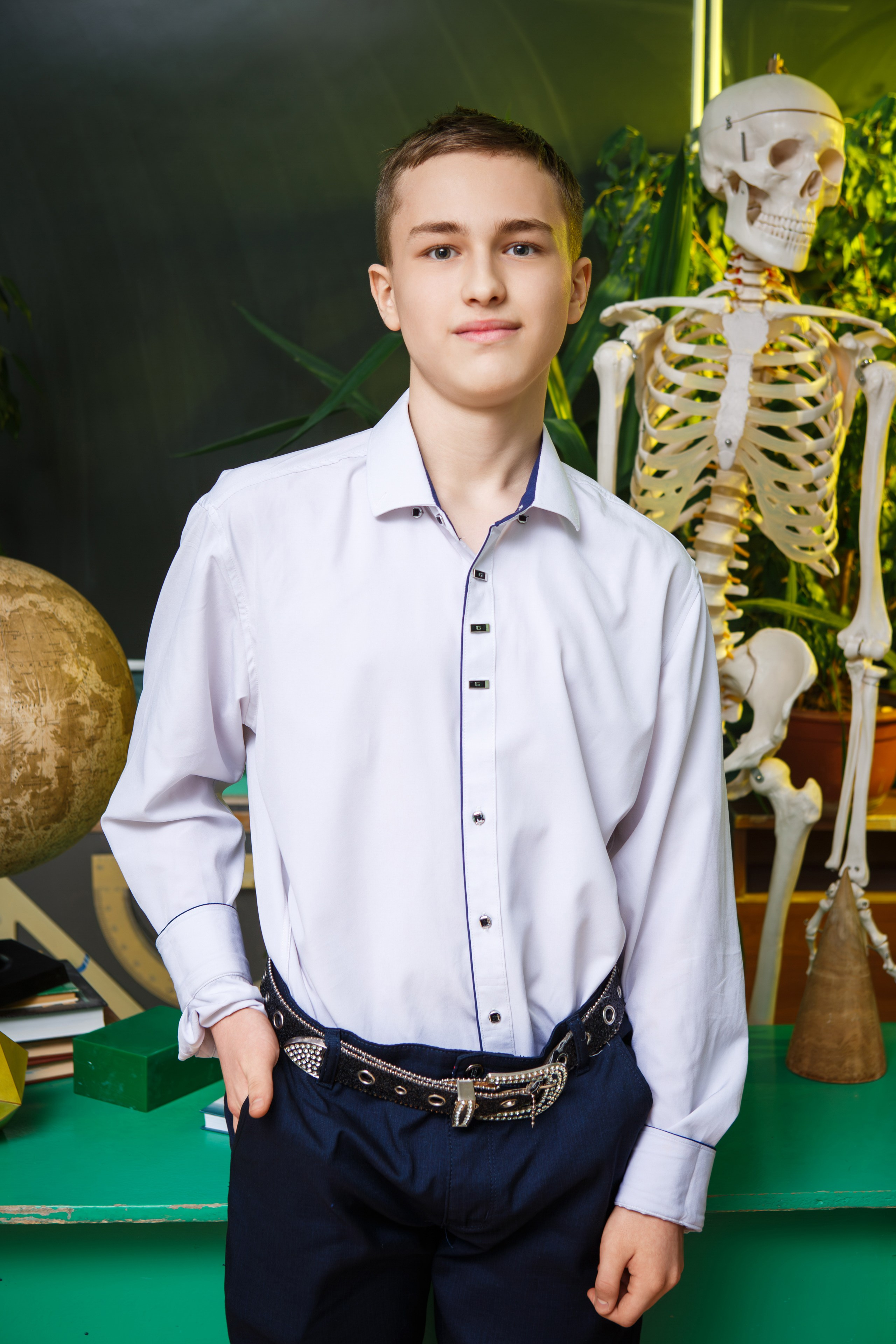 ПОРТРЕТНАЯ ФОТОСЕССИЯ В КЛАССЕ ДЛЯ 9 КЛАССОВ. ТВОЙ АЛЬБОМ / ТВОИ ПРАВИЛА