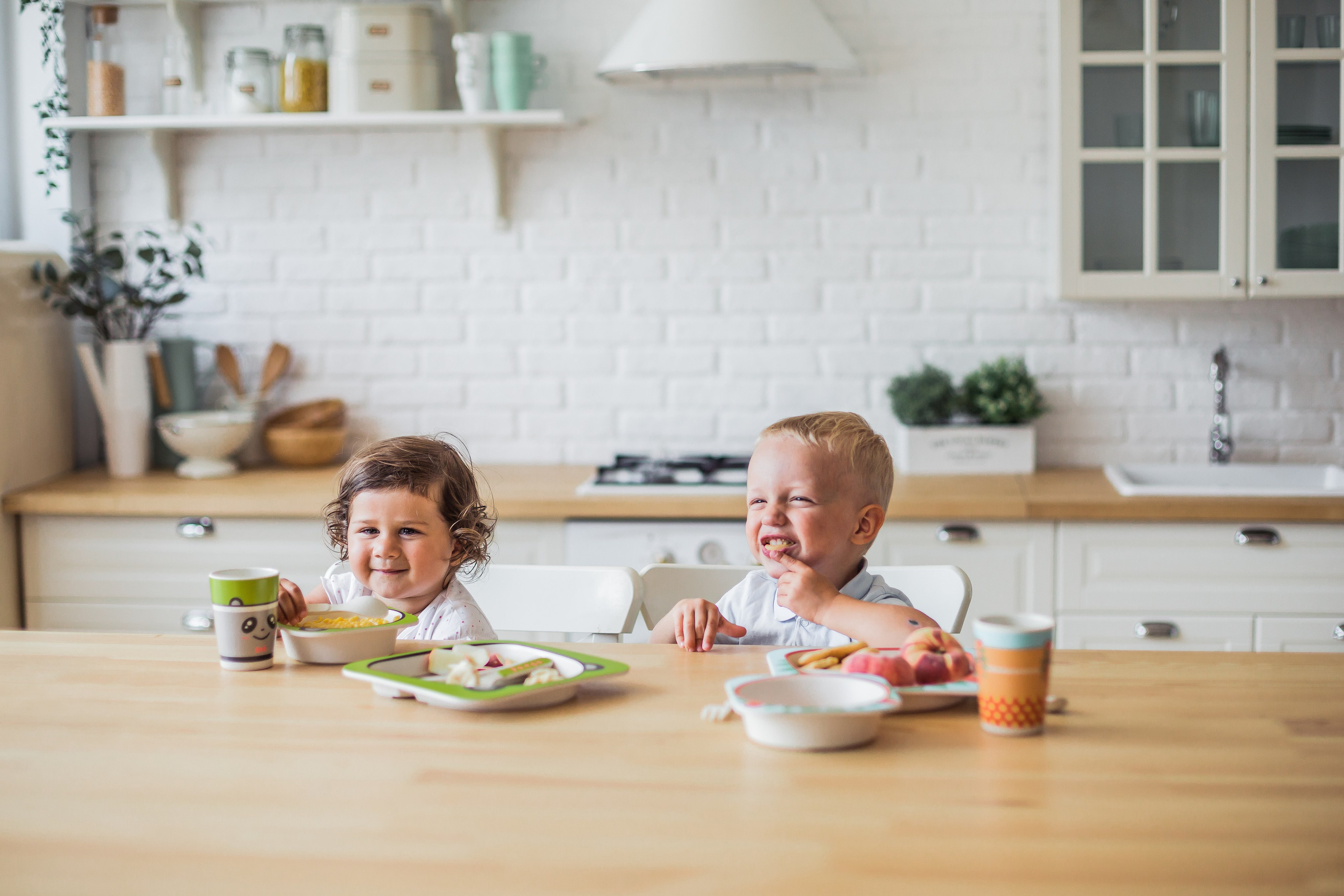 Детская посуда. Семейный фотограф Николаева Ольга