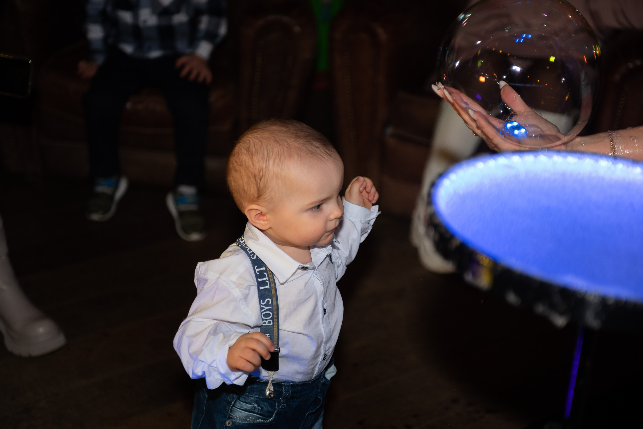 ДР Артёмки в ресторане. Репортажный фотограф в Москве Alena Sfotkaet