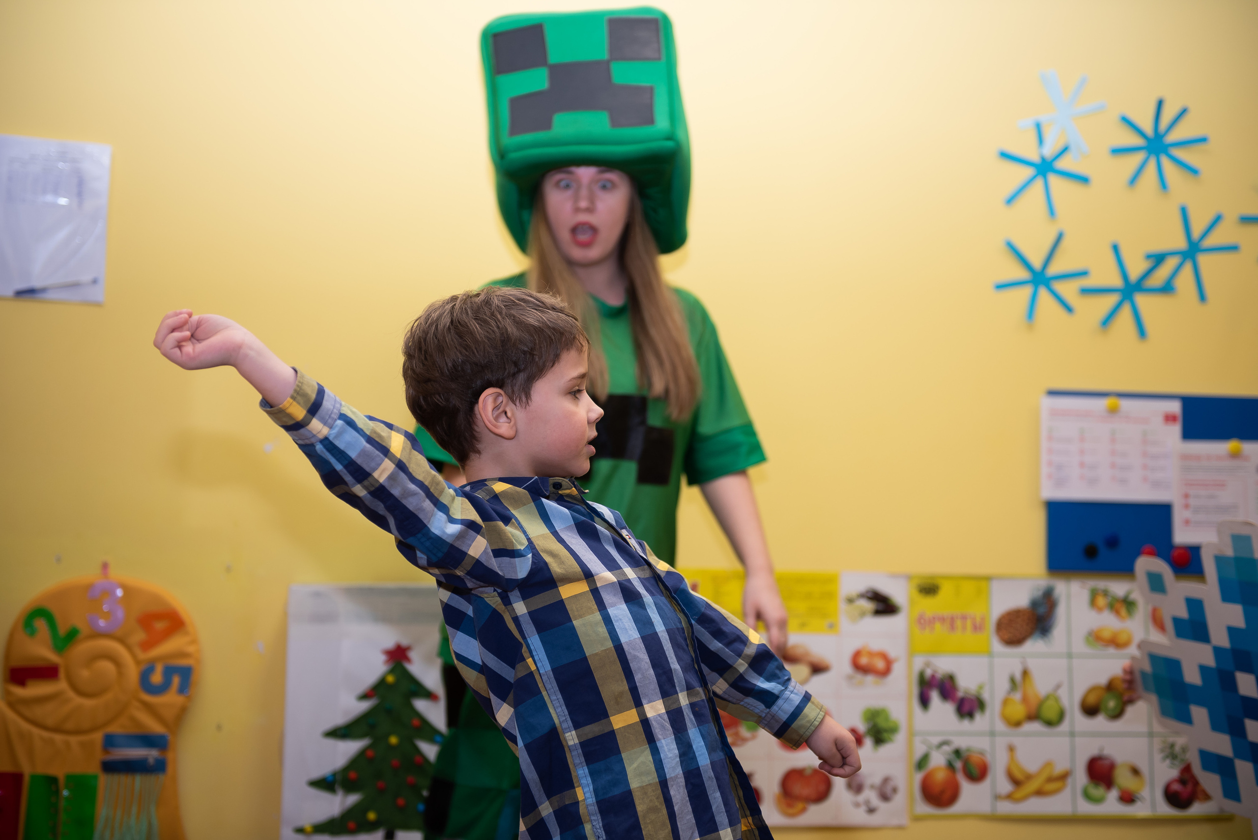 ДР Лёши в игровом центре. Репортажный фотограф в Москве Alena Sfotkaet