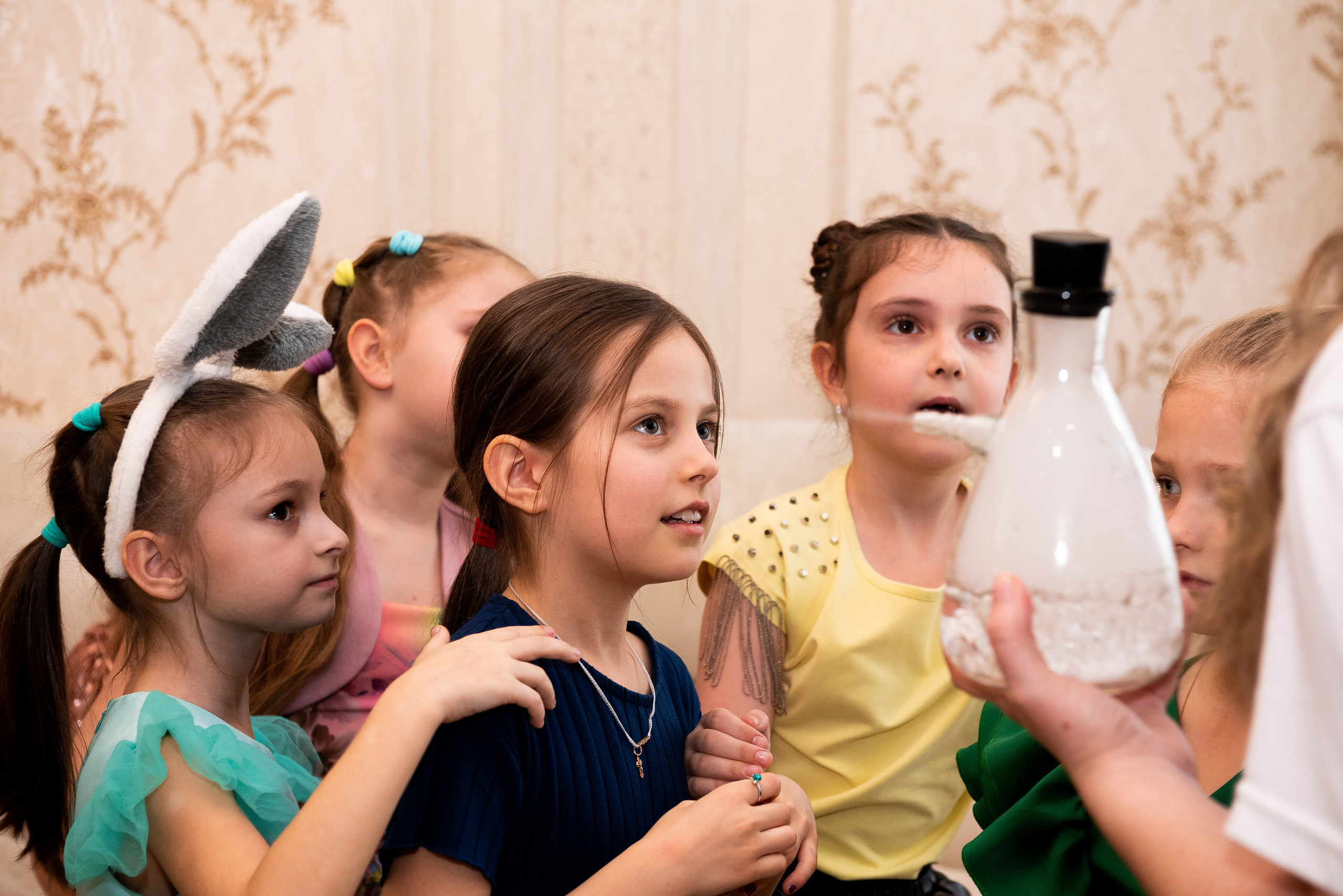 ДР Катюши дома. Репортажный фотограф в Москве Alena Sfotkaet