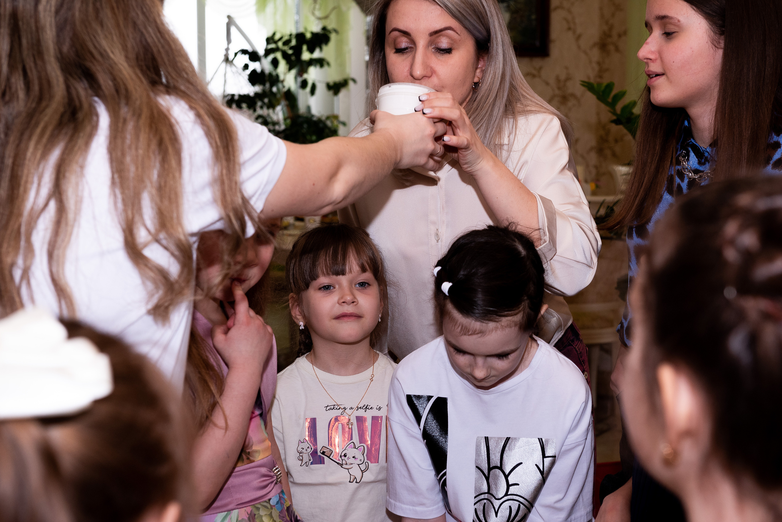 ДР Катюши дома. Репортажный фотограф в Москве Alena Sfotkaet