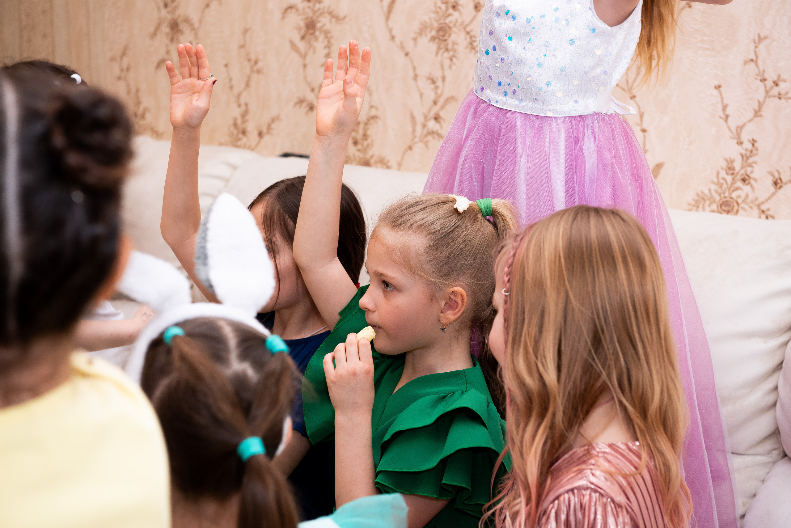 ДР Катюши дома. Репортажный фотограф в Москве Alena Sfotkaet