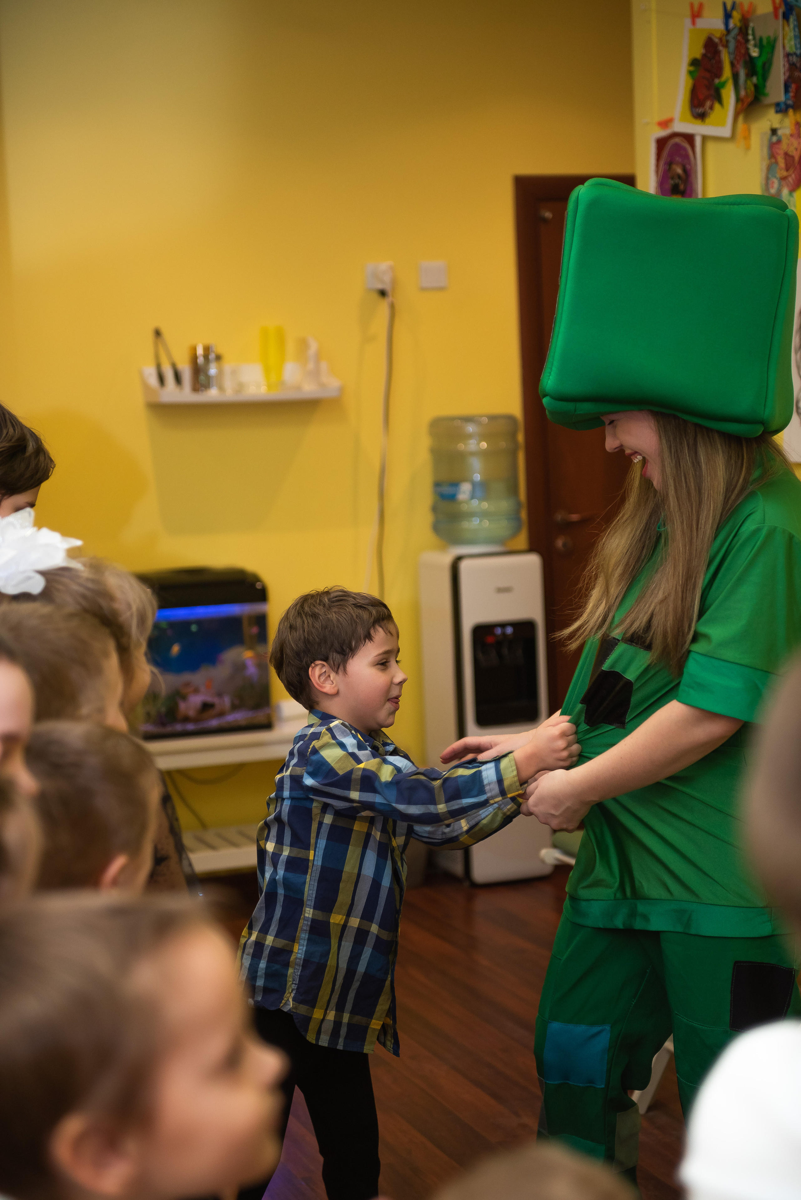 ДР Лёши в игровом центре. Репортажный фотограф в Москве Alena Sfotkaet