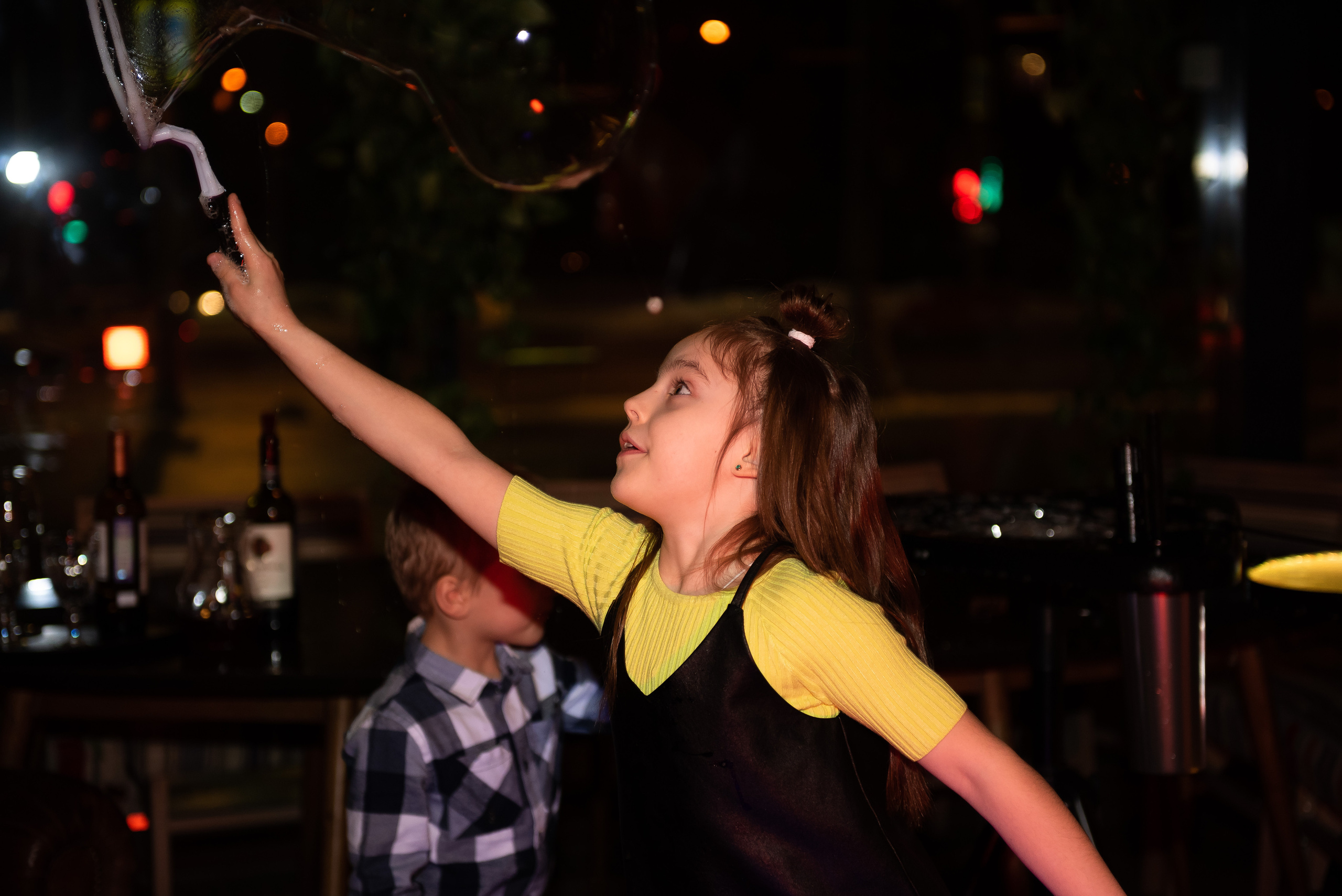 ДР Артёмки в ресторане. Репортажный фотограф в Москве Alena Sfotkaet