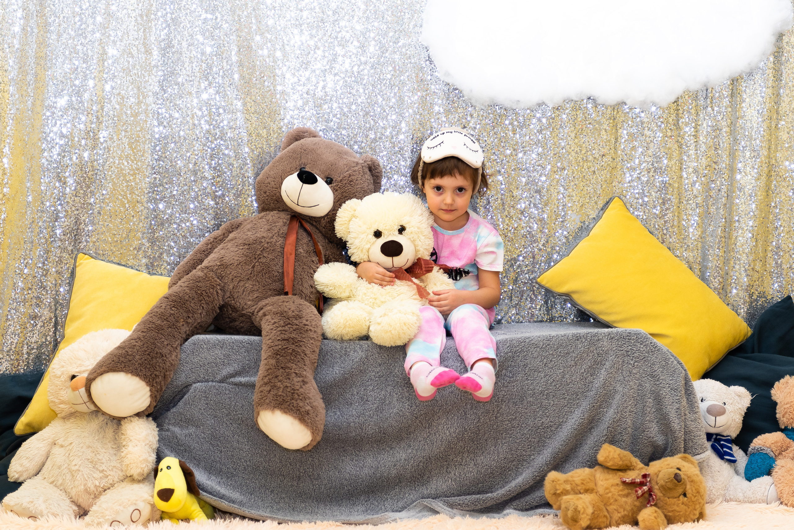 Пижамная вечеринка в игровом центре. Репортажный фотограф в Москве Alena Sfotkaet