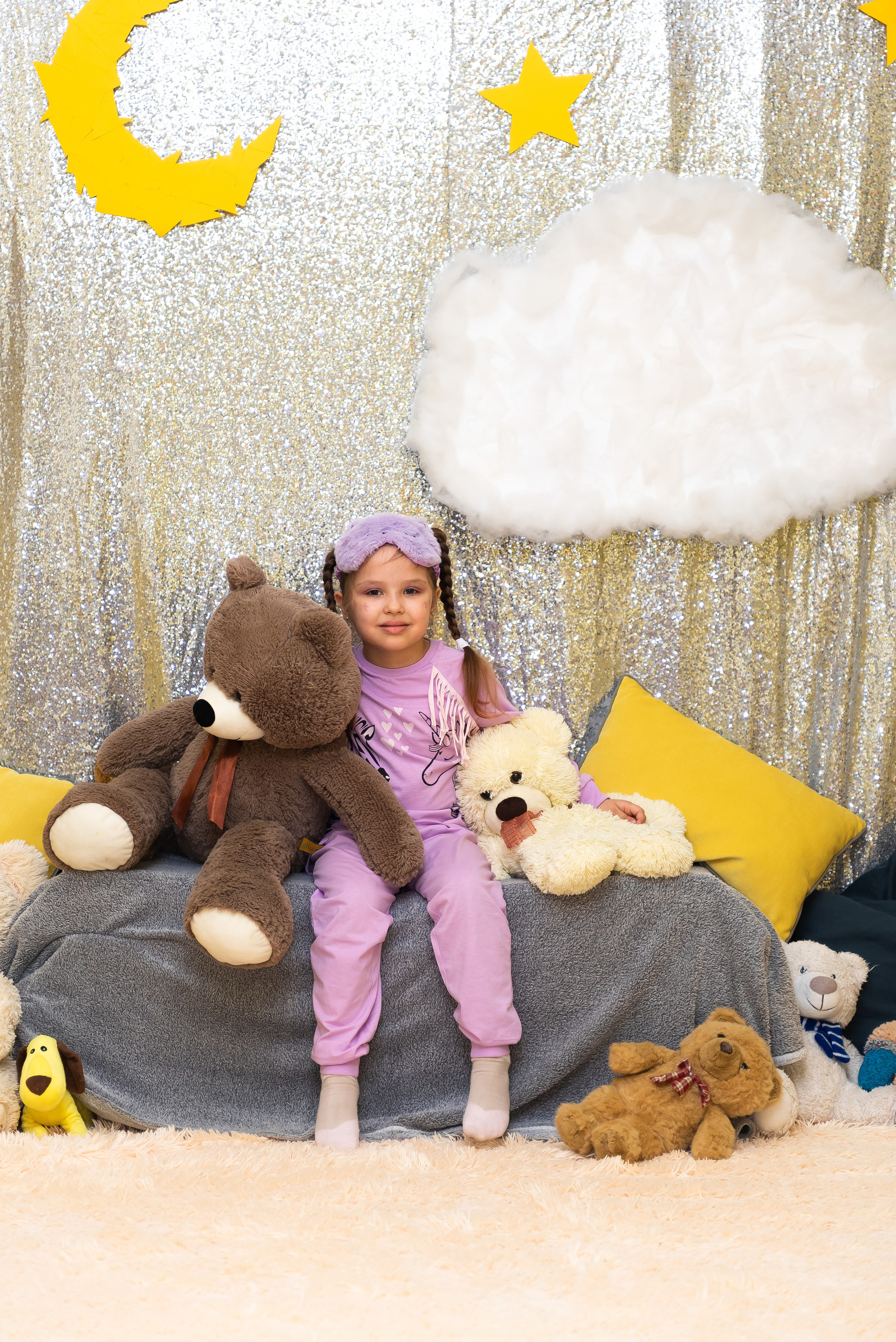 Пижамная вечеринка в игровом центре. Репортажный фотограф в Москве Alena Sfotkaet