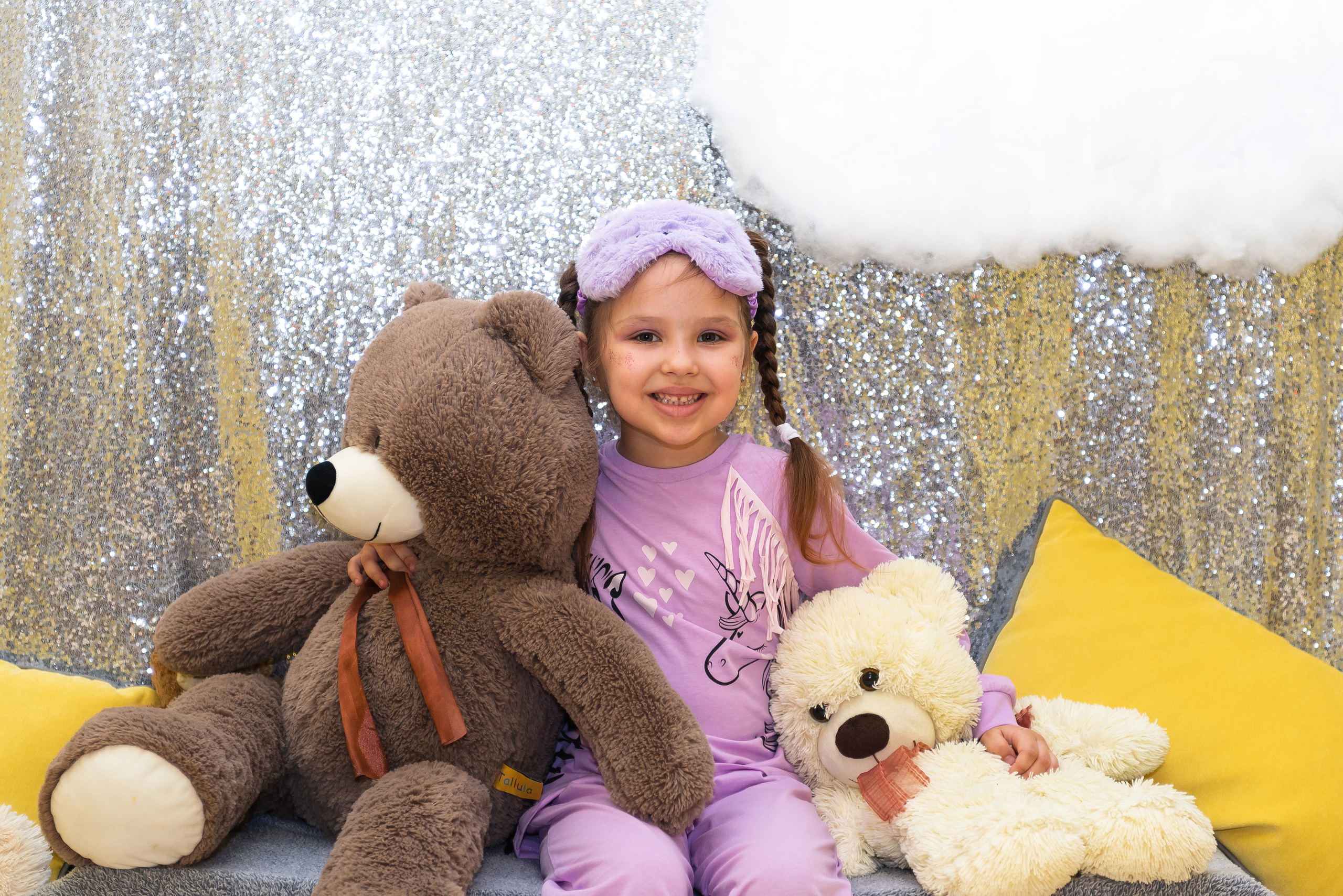 Пижамная вечеринка в игровом центре. Репортажный фотограф в Москве Alena Sfotkaet