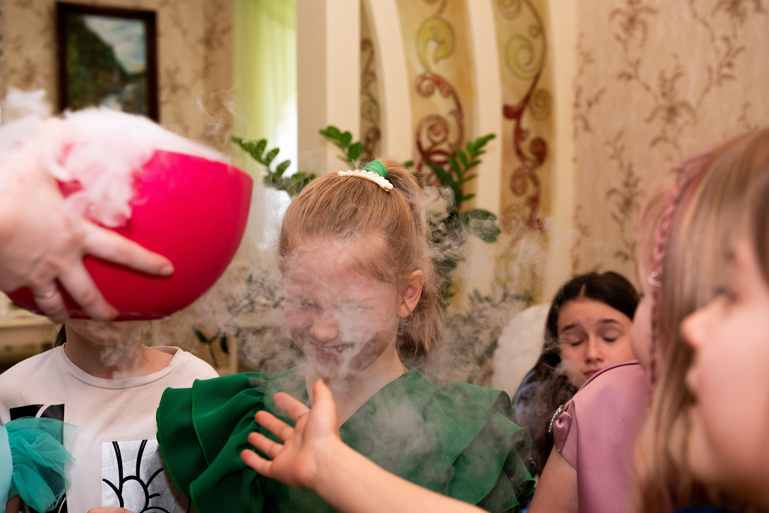 ДР Катюши дома. Репортажный фотограф в Москве Alena Sfotkaet