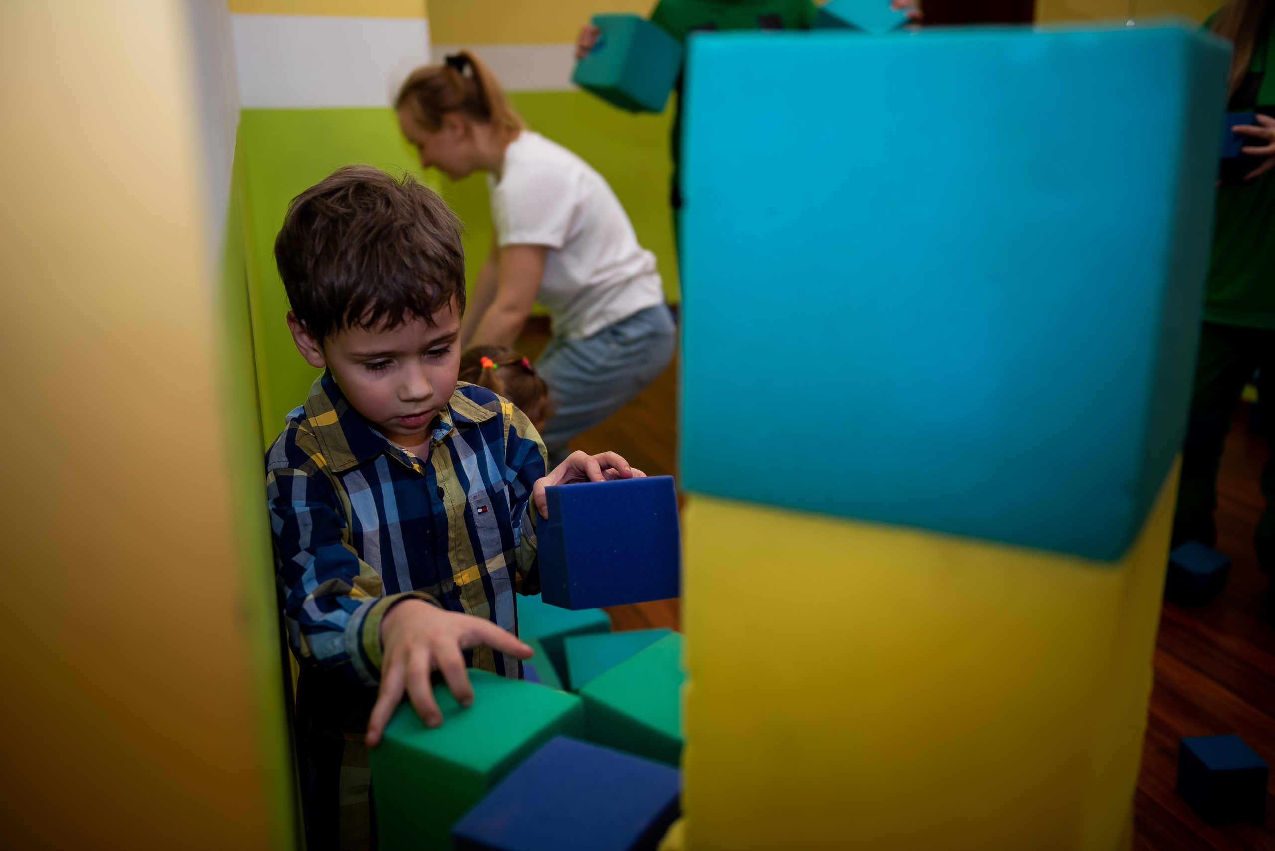 ДР Лёши в игровом центре. Репортажный фотограф в Москве Alena Sfotkaet