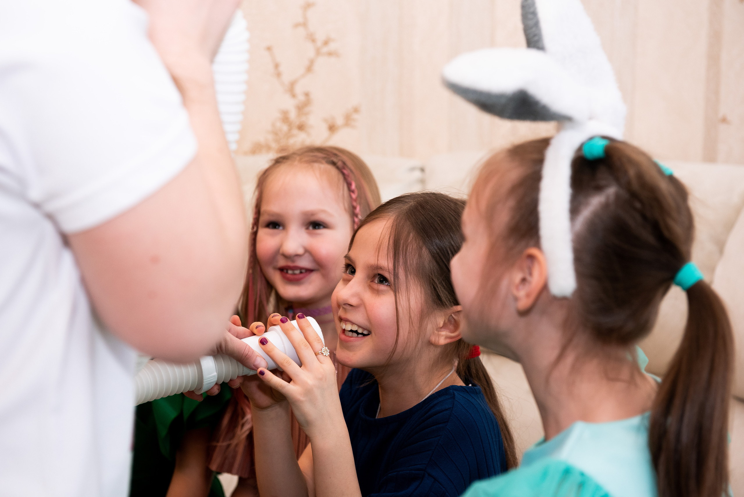 ДР Катюши дома. Репортажный фотограф в Москве Alena Sfotkaet