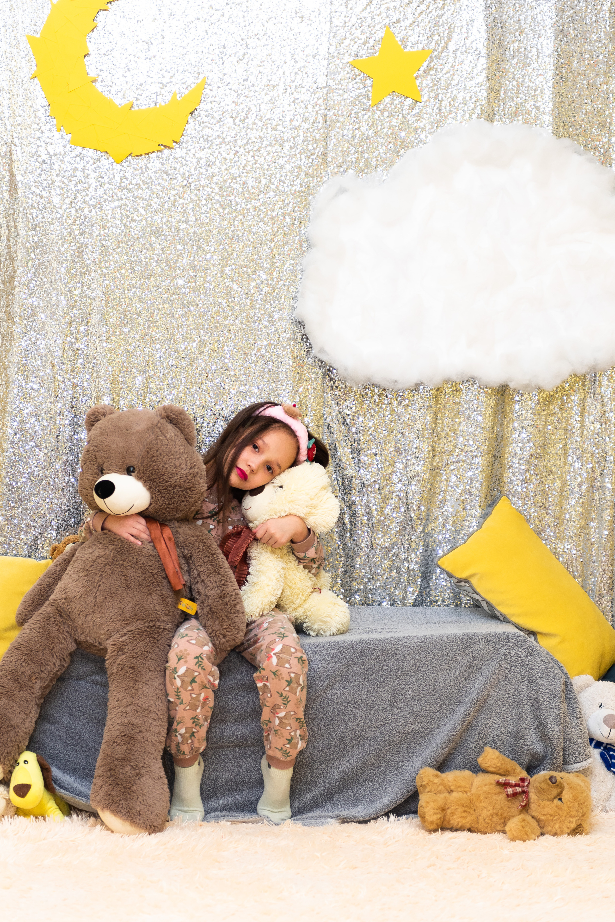 Пижамная вечеринка в игровом центре. Репортажный фотограф в Москве Alena Sfotkaet