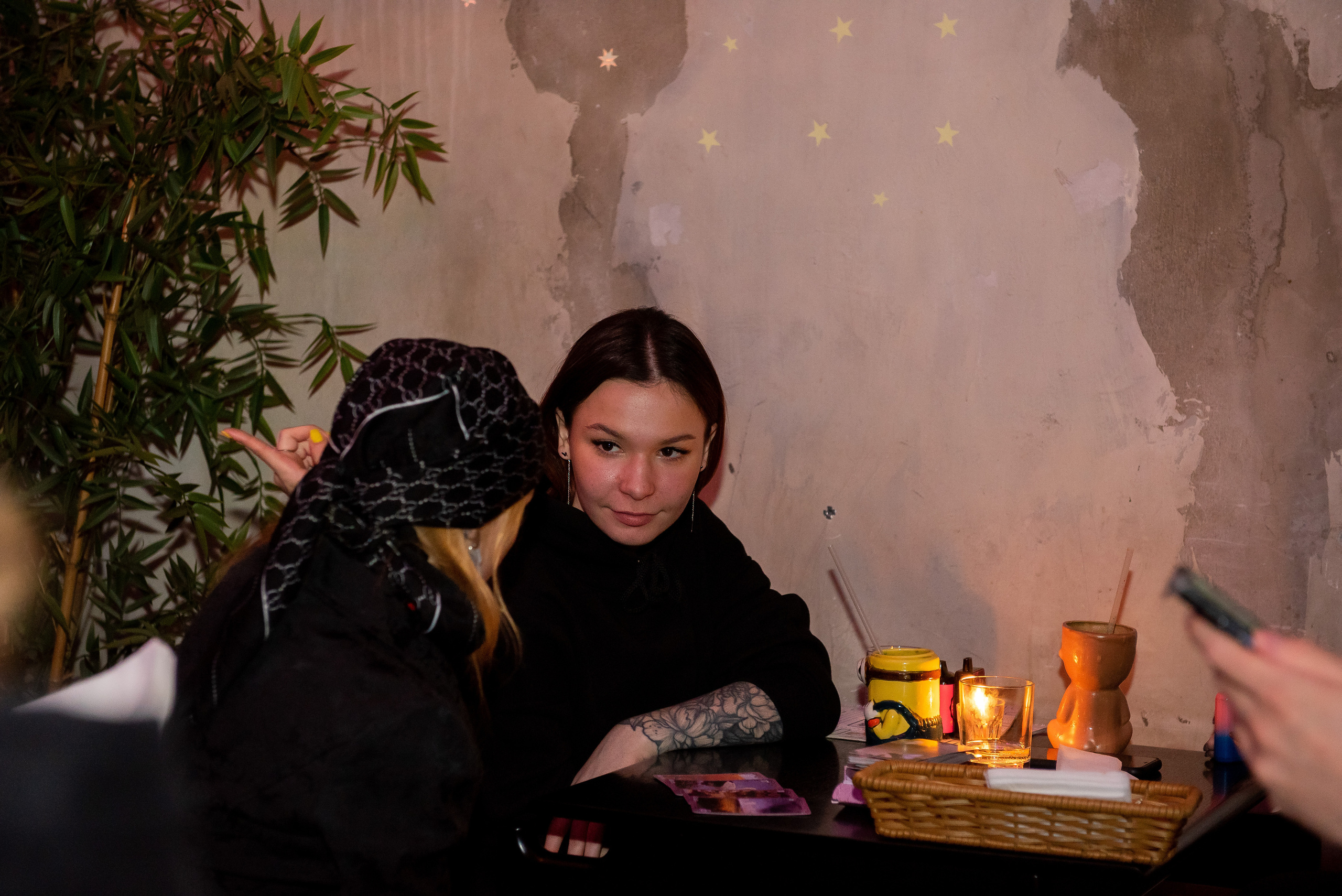 Один вечер трёх баров Москвы. Репортажный фотограф в Москве Alena Sfotkaet