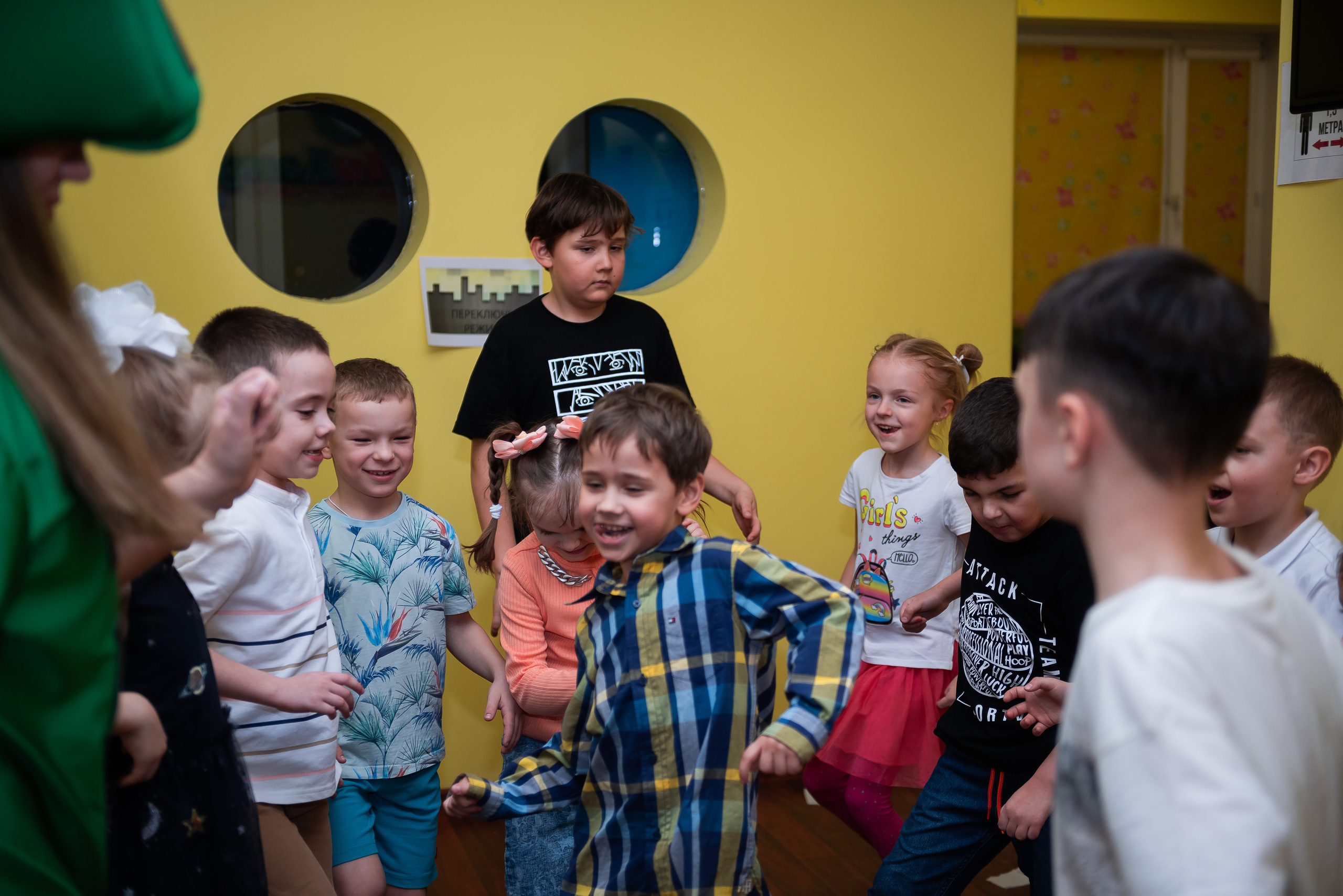 ДР Лёши в игровом центре. Репортажный фотограф в Москве Alena Sfotkaet
