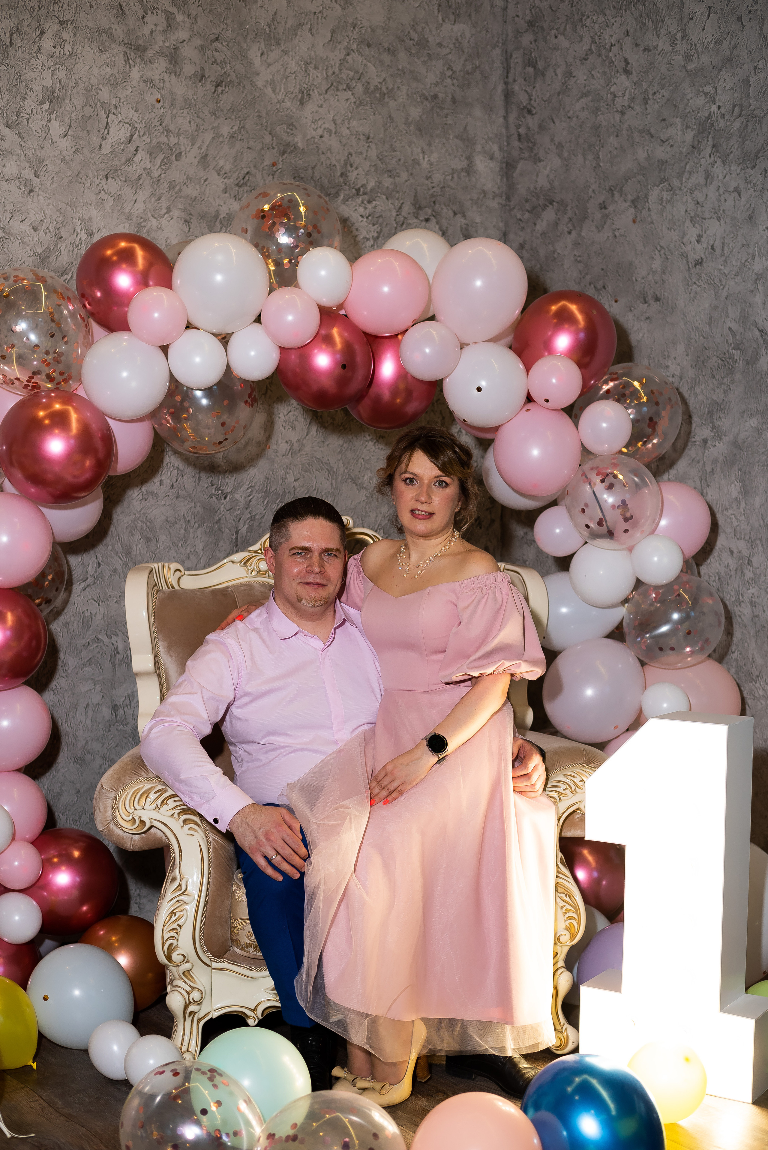 ДР Агаты в лофте. Репортажный фотограф в Москве Alena Sfotkaet