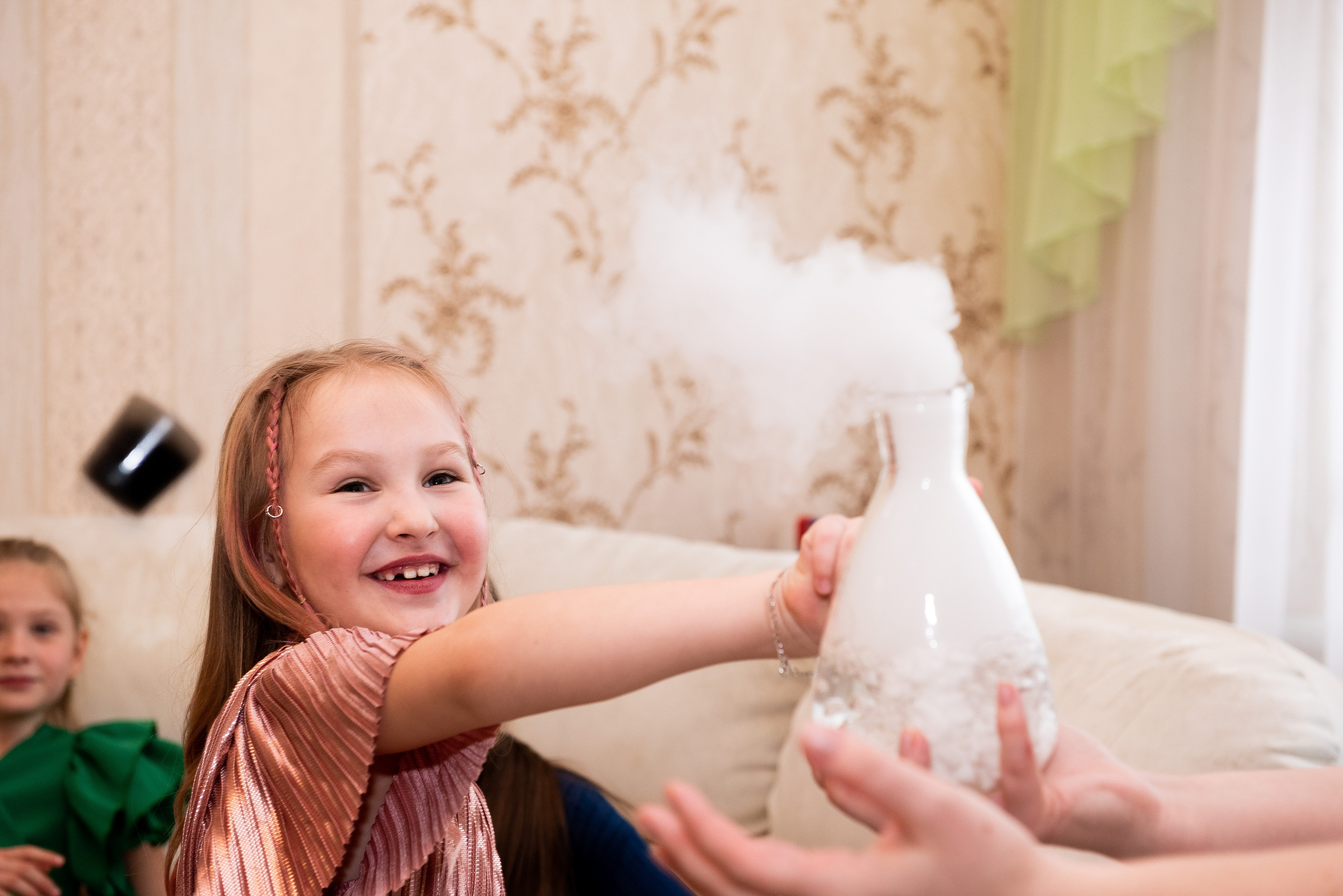 ДР Катюши дома. Репортажный фотограф в Москве Alena Sfotkaet