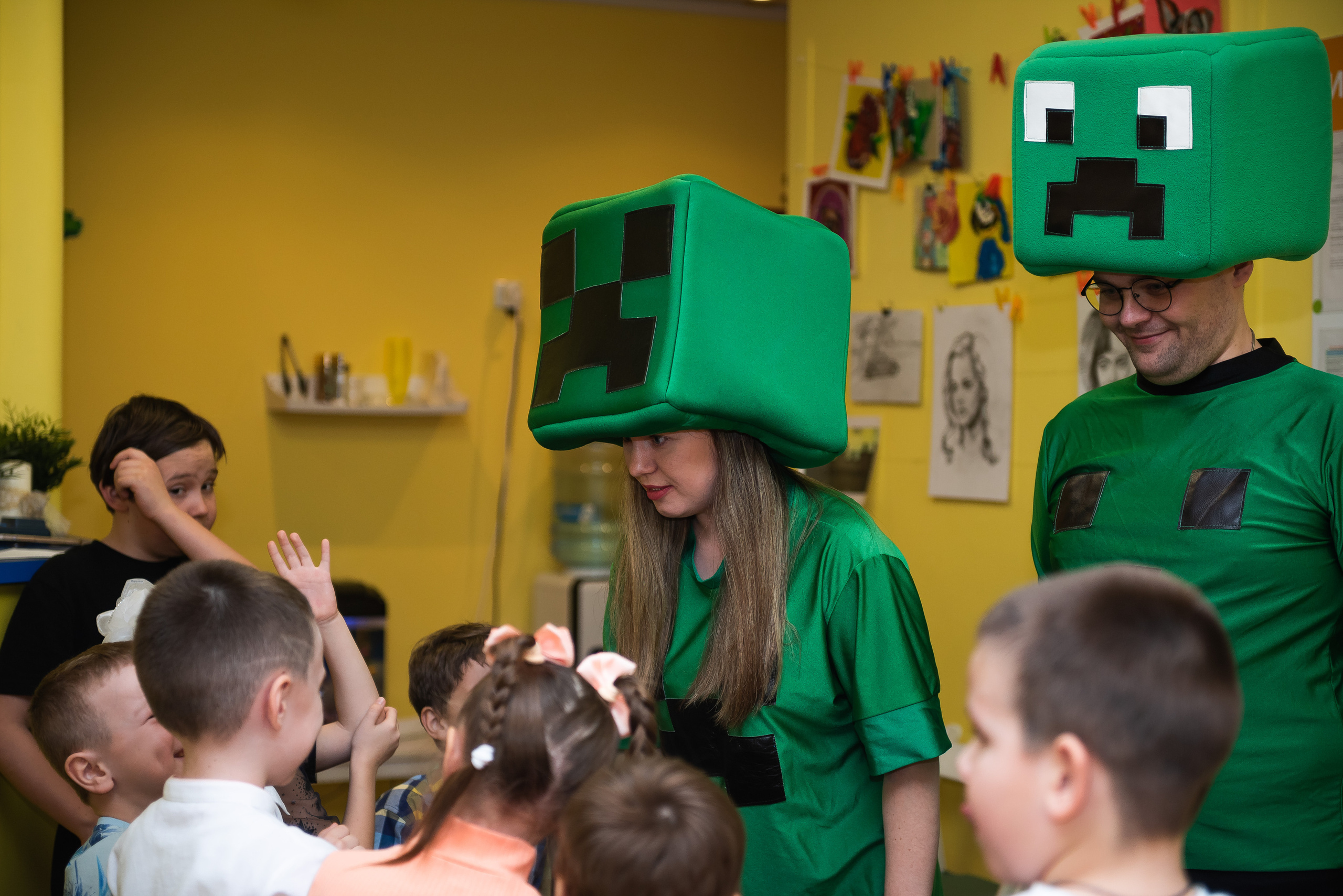 ДР Лёши в игровом центре. Репортажный фотограф в Москве Alena Sfotkaet