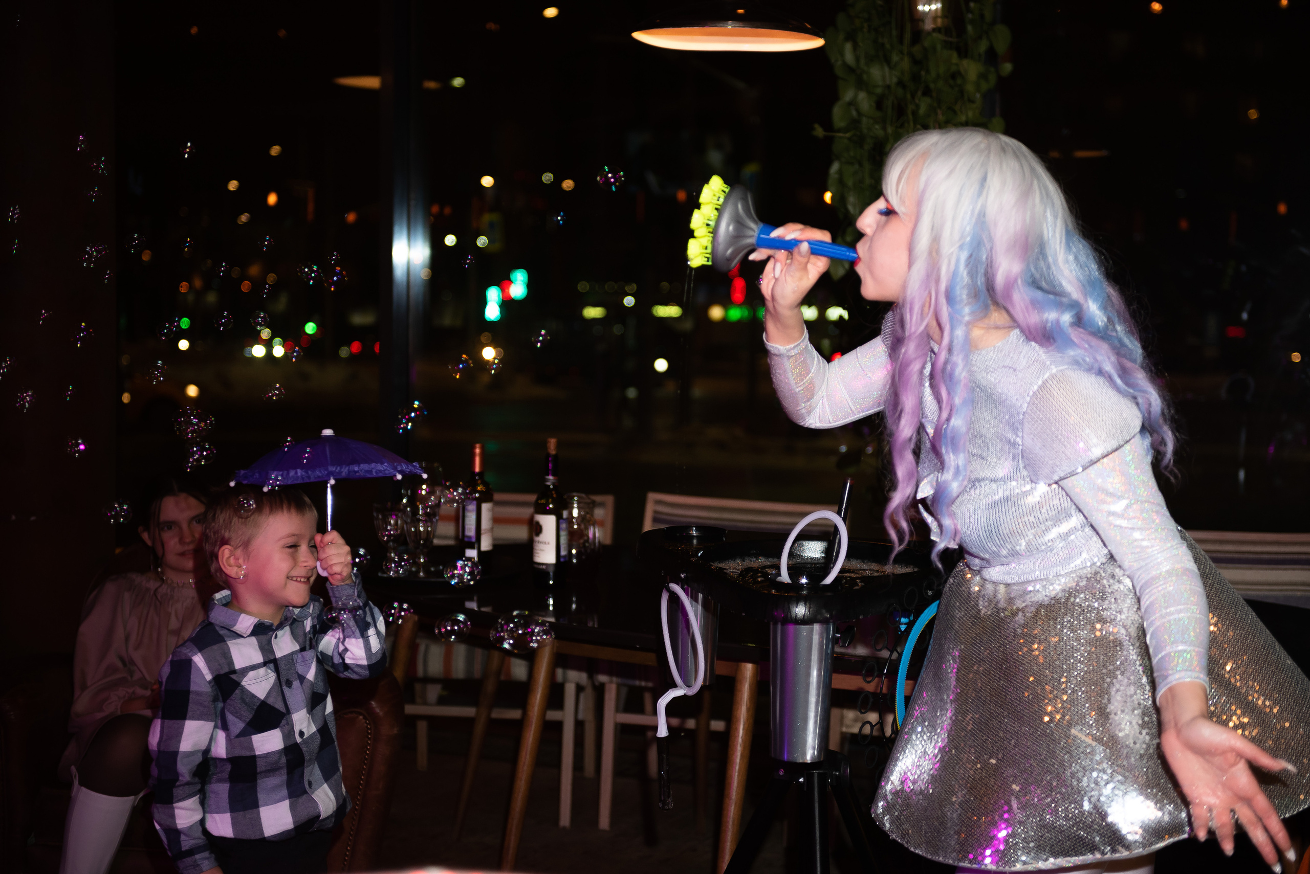 ДР Артёмки в ресторане. Репортажный фотограф в Москве Alena Sfotkaet