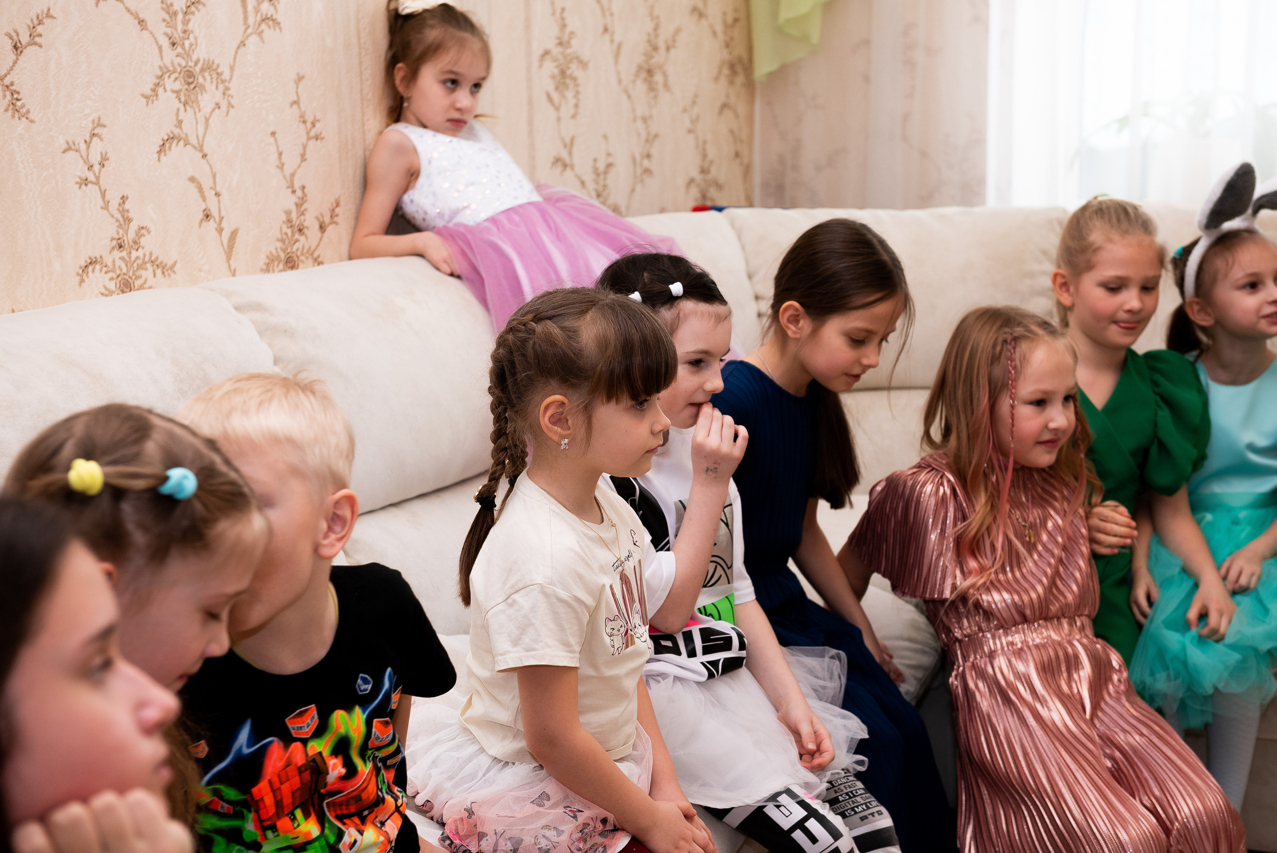 ДР Катюши дома. Репортажный фотограф в Москве Alena Sfotkaet