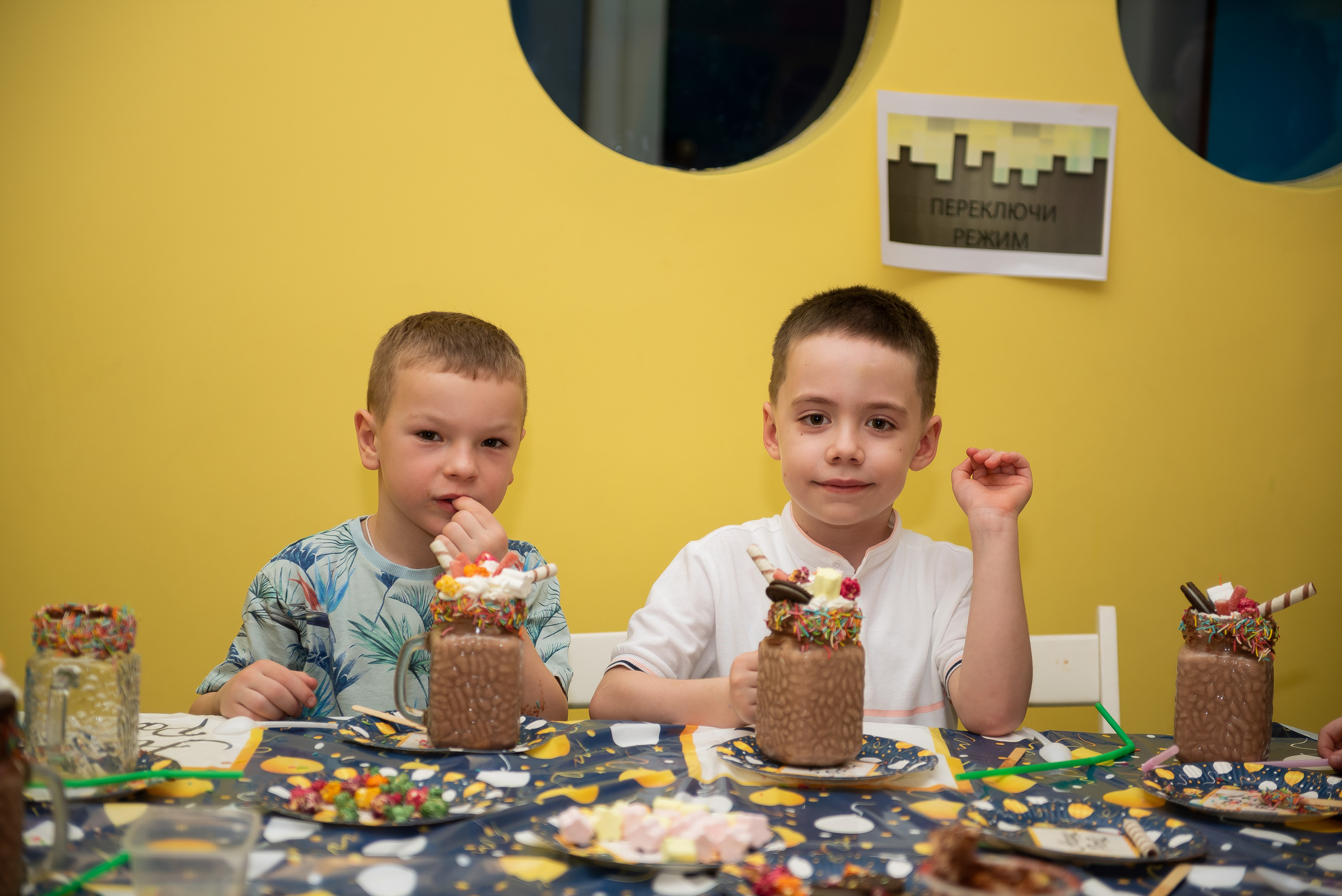 ДР Лёши в игровом центре. Репортажный фотограф в Москве Alena Sfotkaet