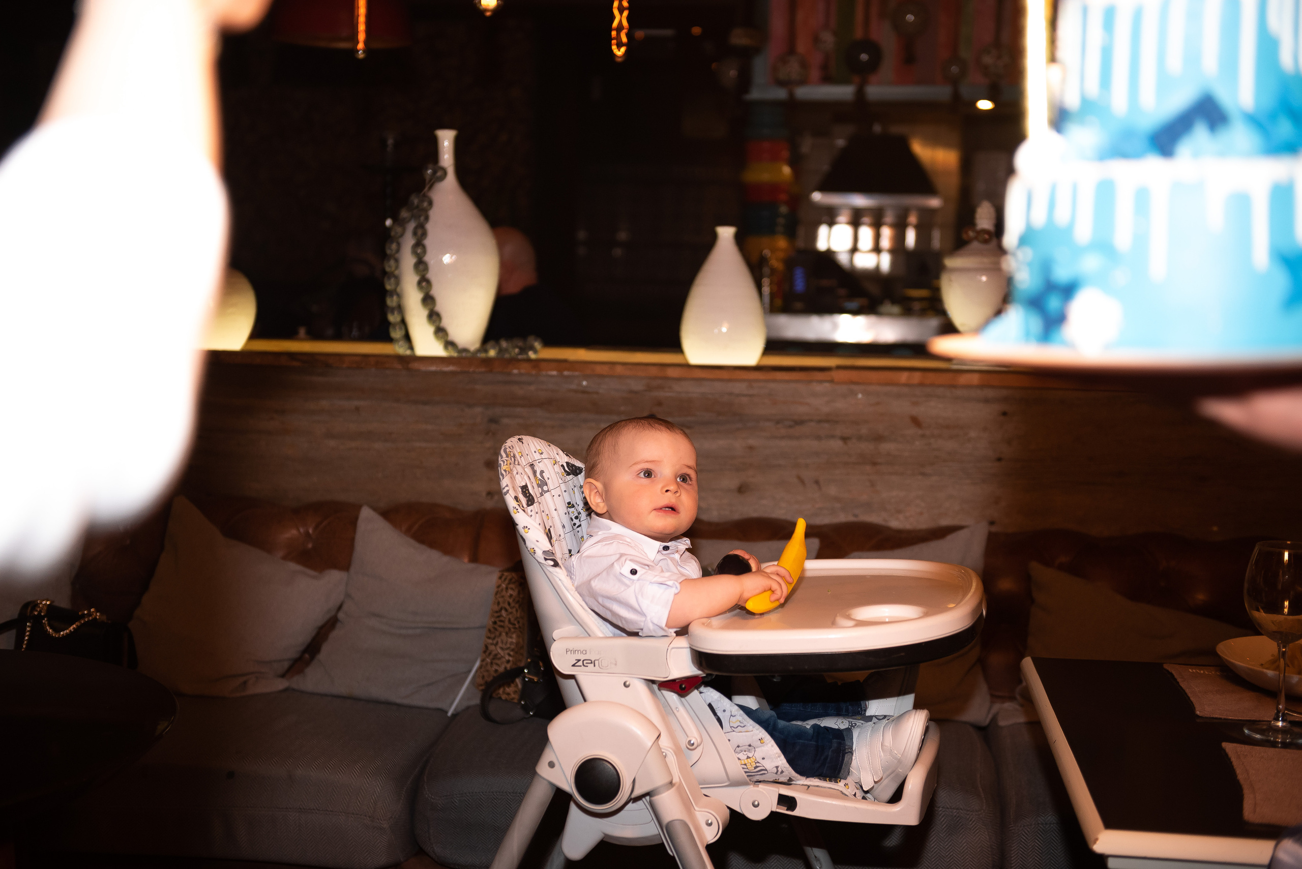 ДР Артёмки в ресторане. Репортажный фотограф в Москве Alena Sfotkaet