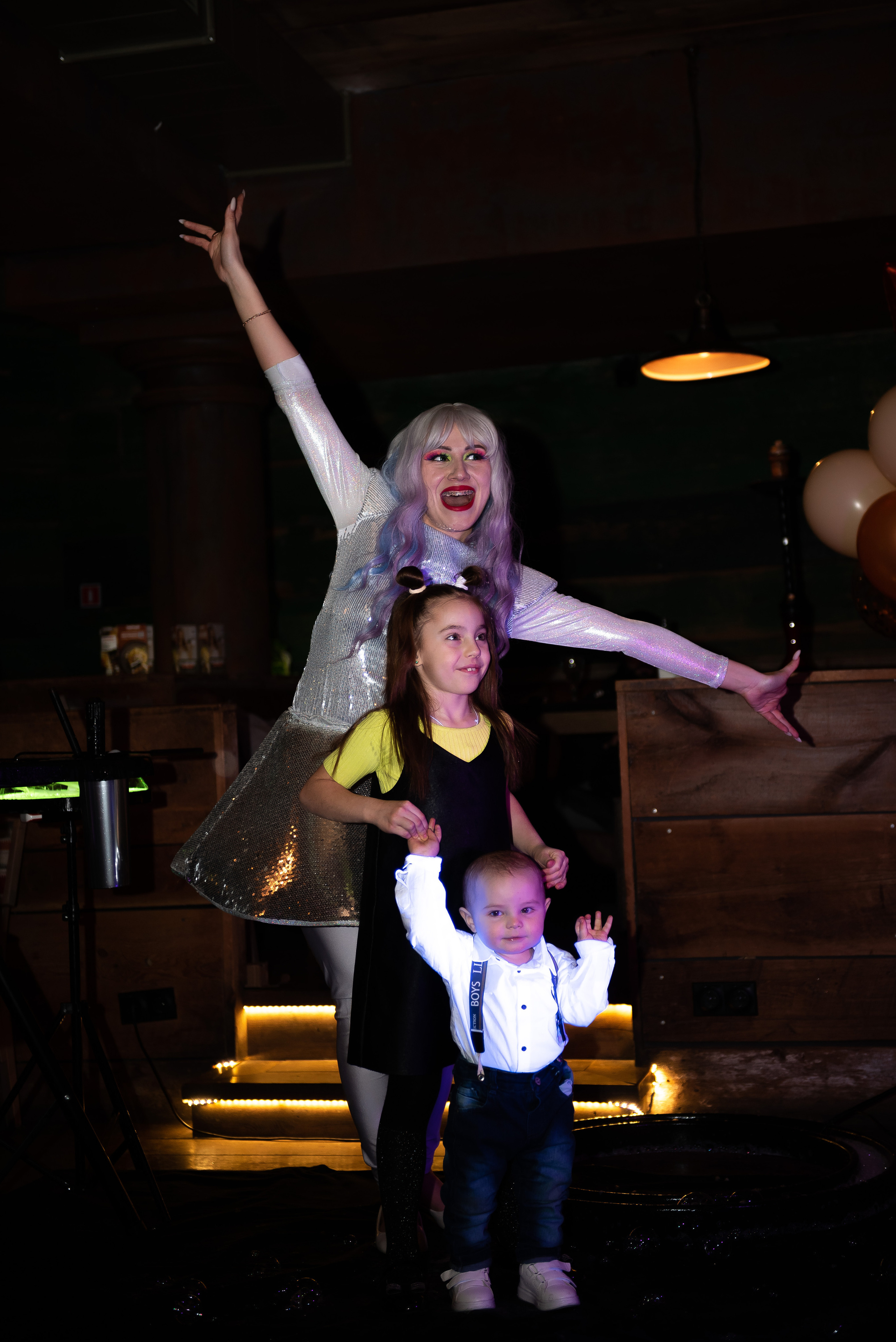 ДР Артёмки в ресторане. Репортажный фотограф в Москве Alena Sfotkaet