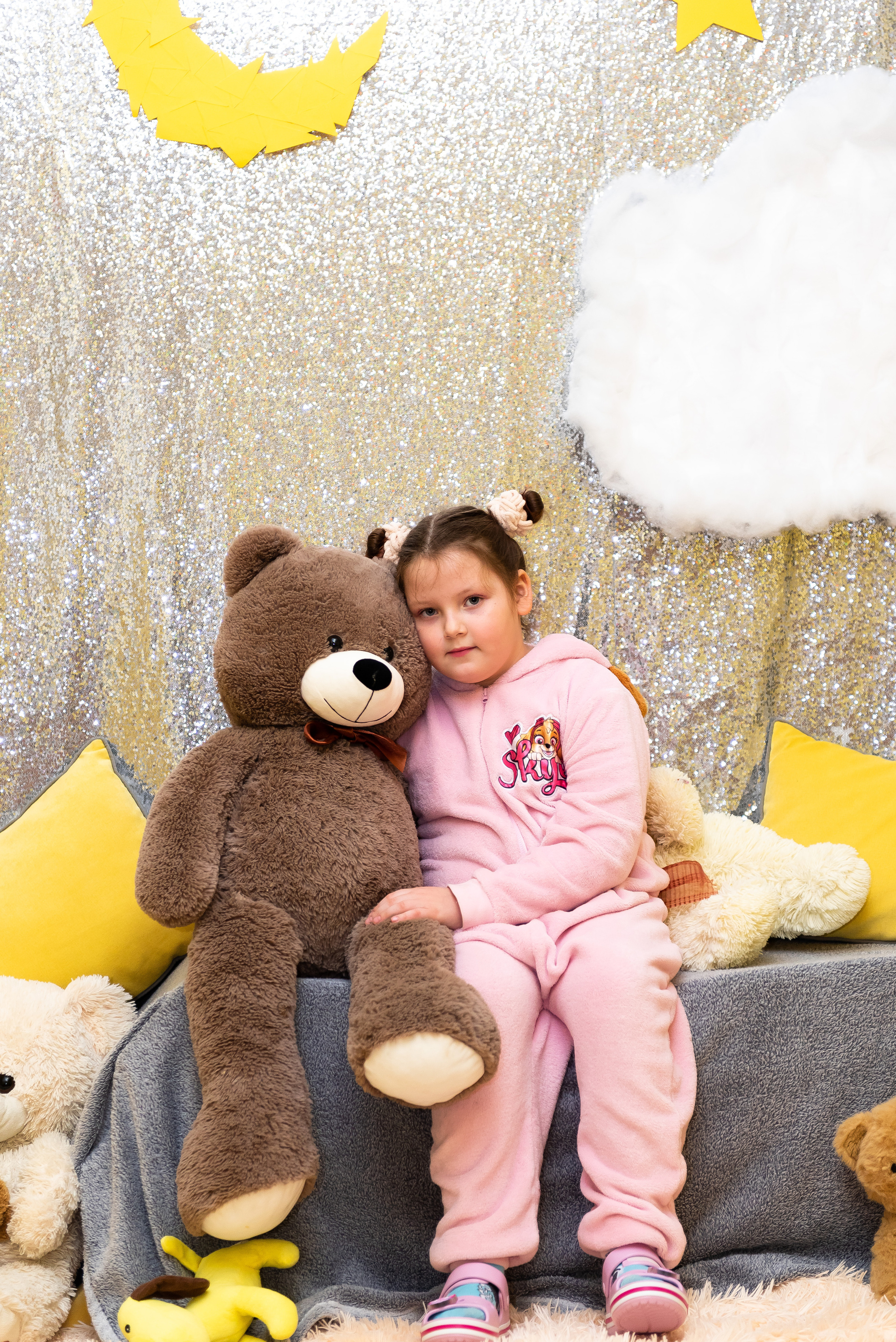 Пижамная вечеринка в игровом центре. Репортажный фотограф в Москве Alena Sfotkaet