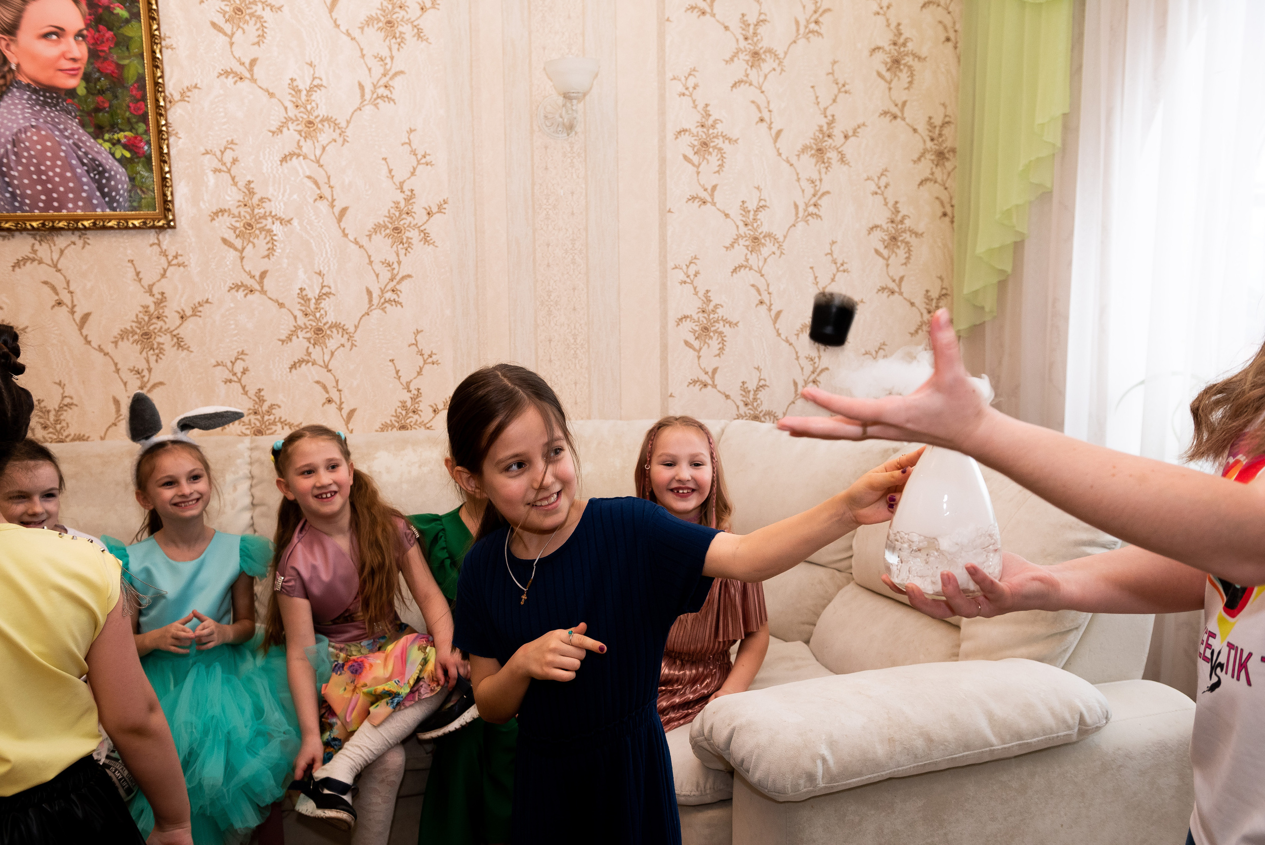 ДР Катюши дома. Репортажный фотограф в Москве Alena Sfotkaet