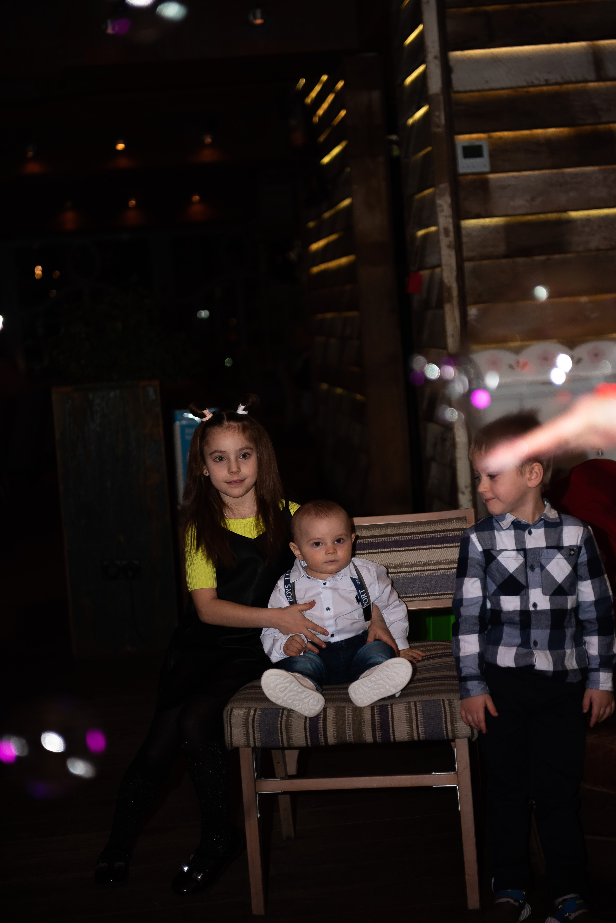 ДР Артёмки в ресторане. Репортажный фотограф в Москве Alena Sfotkaet