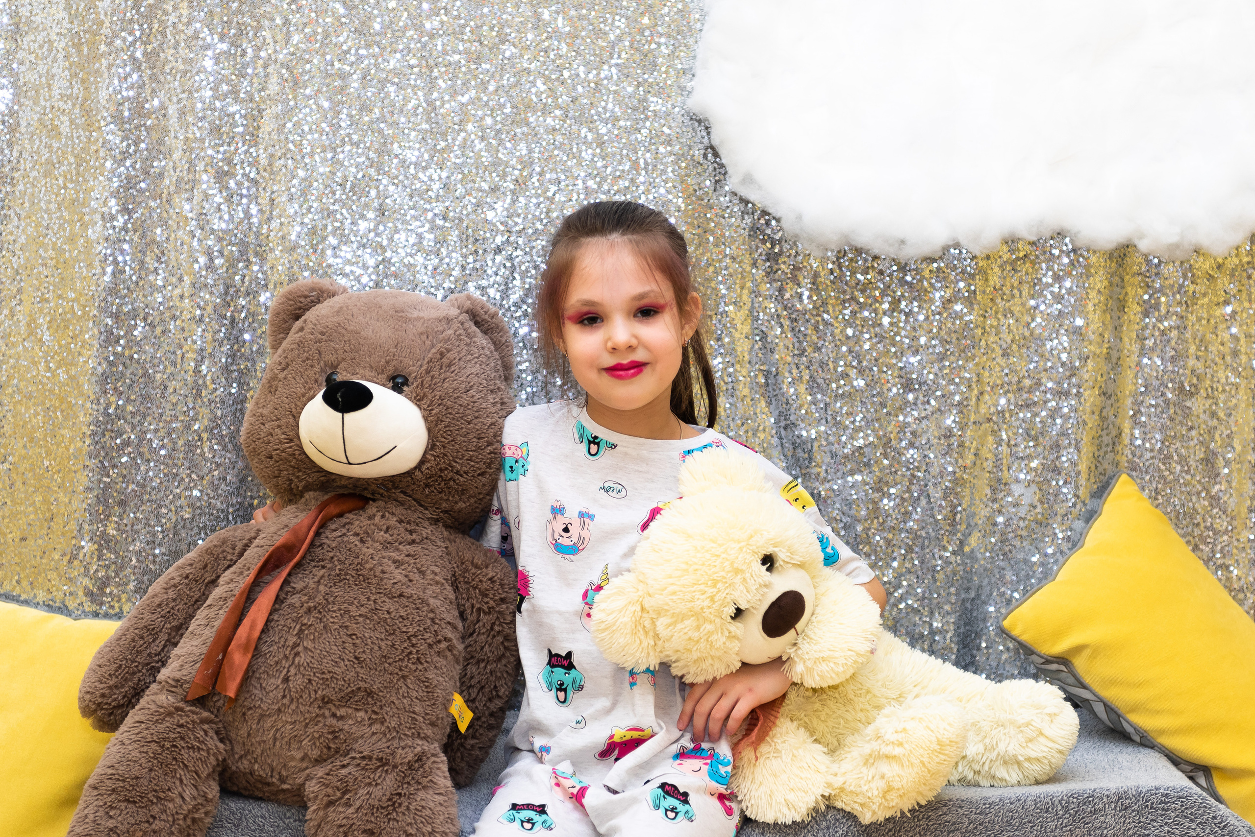 Пижамная вечеринка в игровом центре. Репортажный фотограф в Москве Alena Sfotkaet