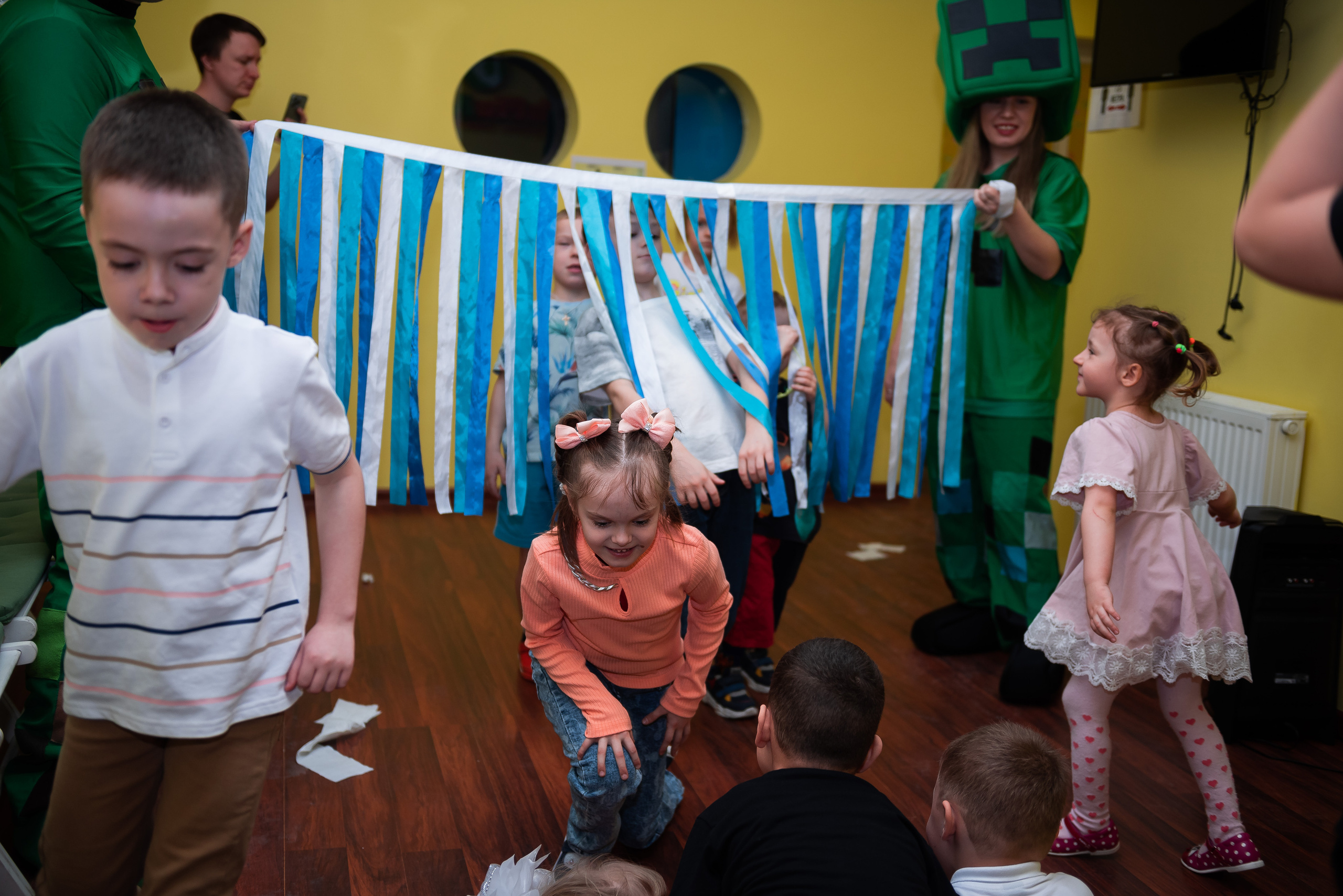 ДР Лёши в игровом центре. Репортажный фотограф в Москве Alena Sfotkaet