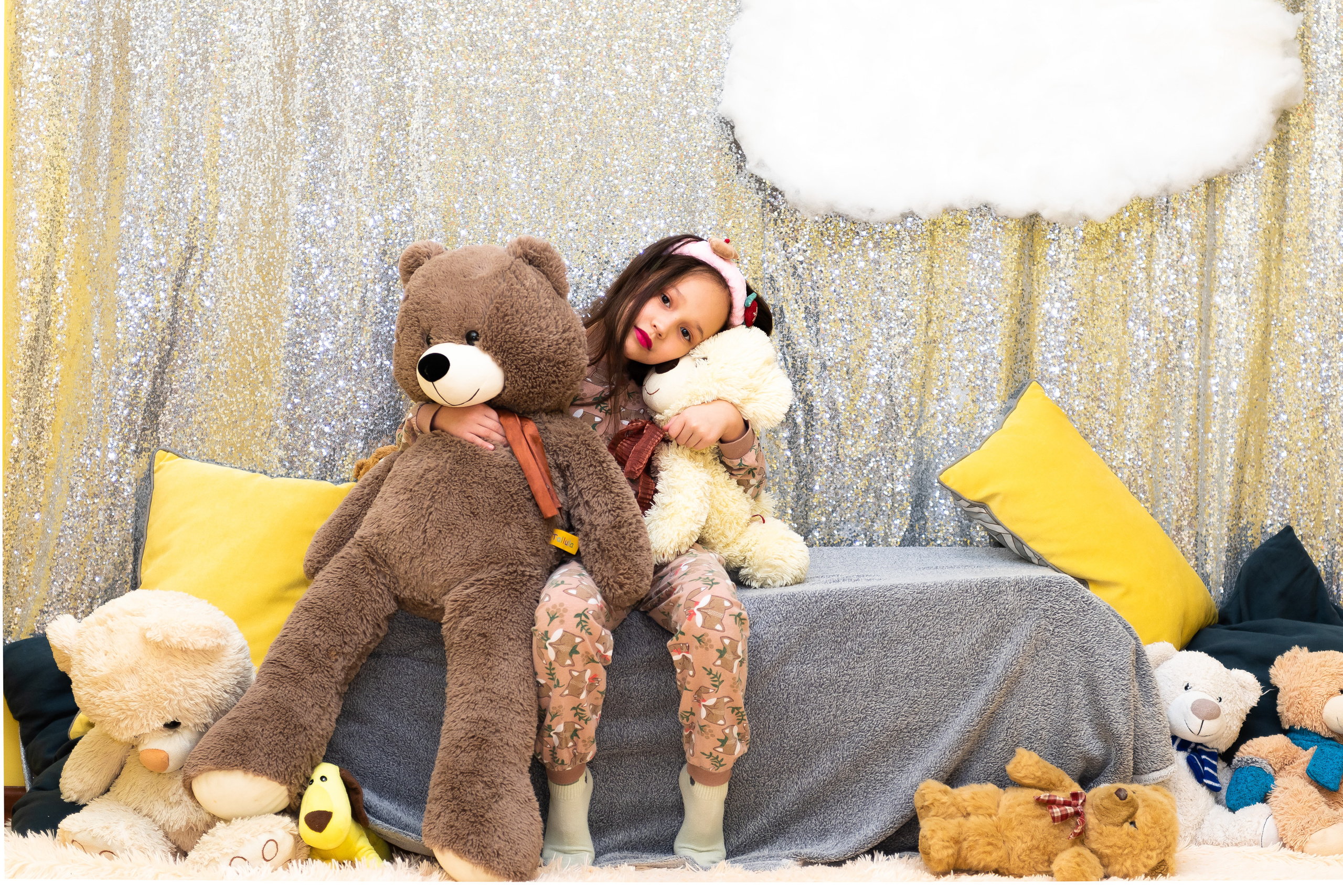 Пижамная вечеринка в игровом центре. Репортажный фотограф в Москве Alena Sfotkaet