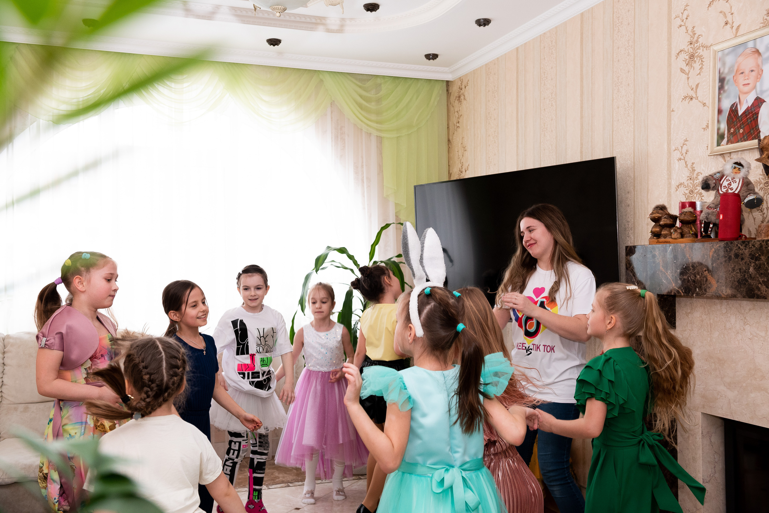 ДР Катюши дома. Репортажный фотограф в Москве Alena Sfotkaet