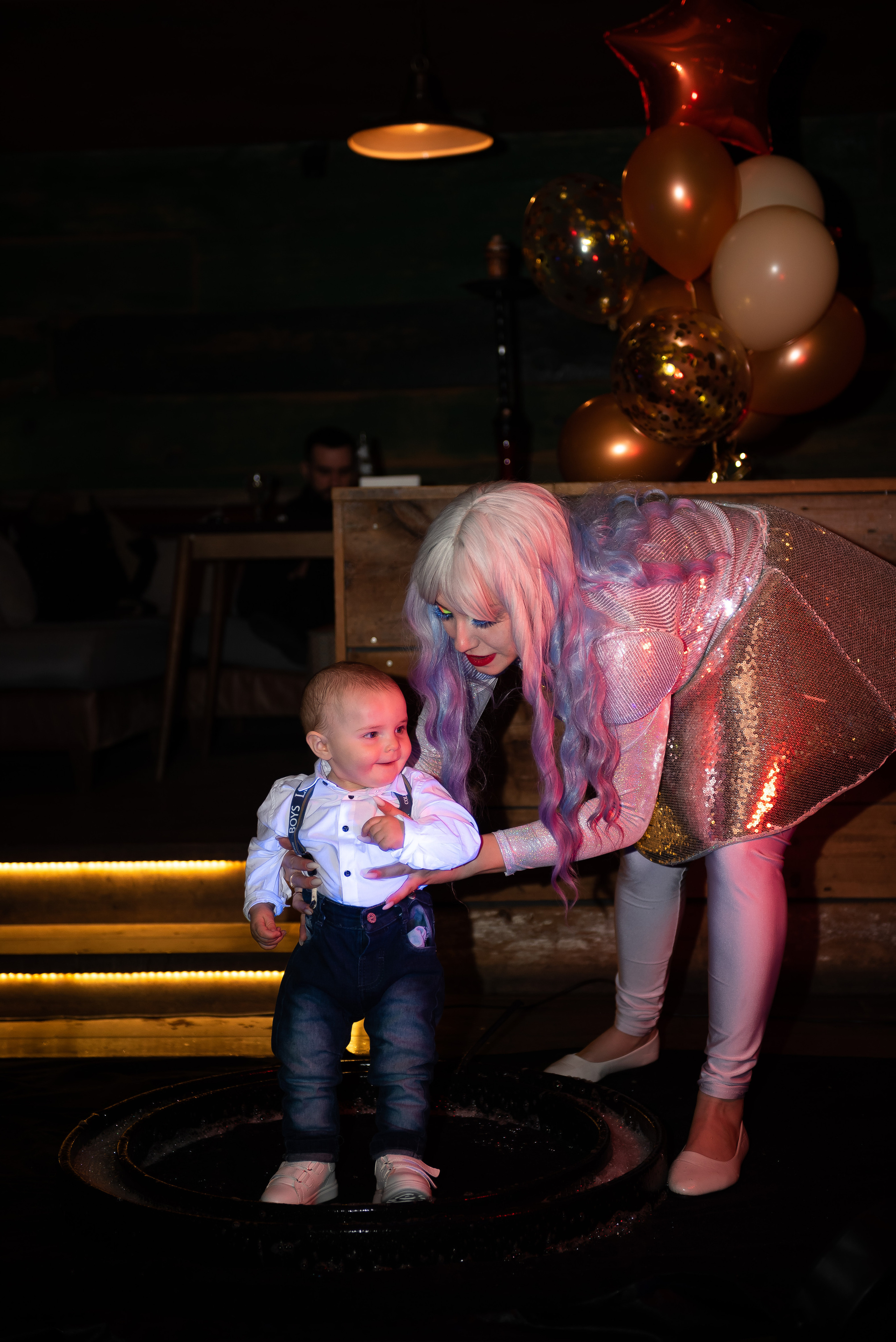 ДР Артёмки в ресторане. Репортажный фотограф в Москве Alena Sfotkaet