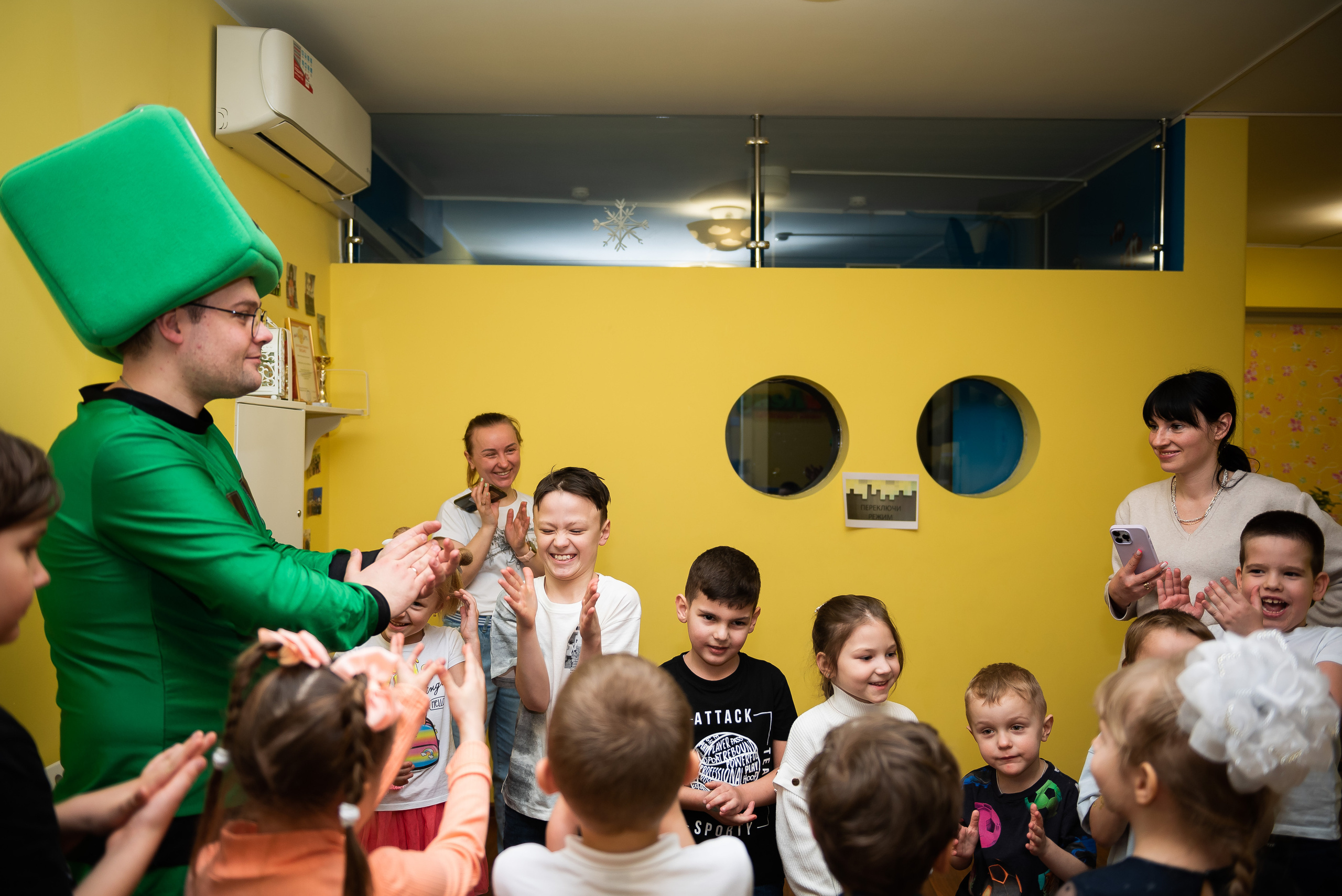 ДР Лёши в игровом центре. Репортажный фотограф в Москве Alena Sfotkaet