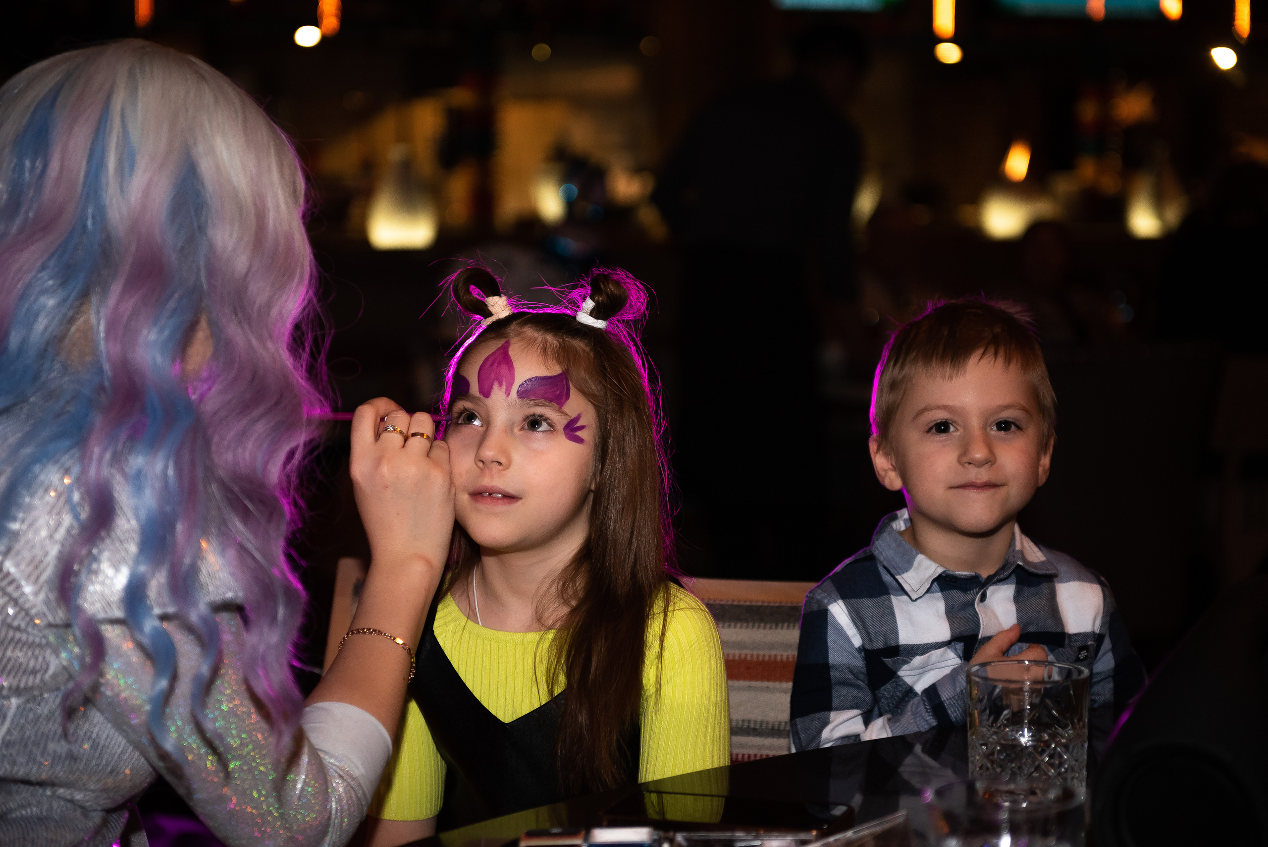 ДР Артёмки в ресторане. Репортажный фотограф в Москве Alena Sfotkaet