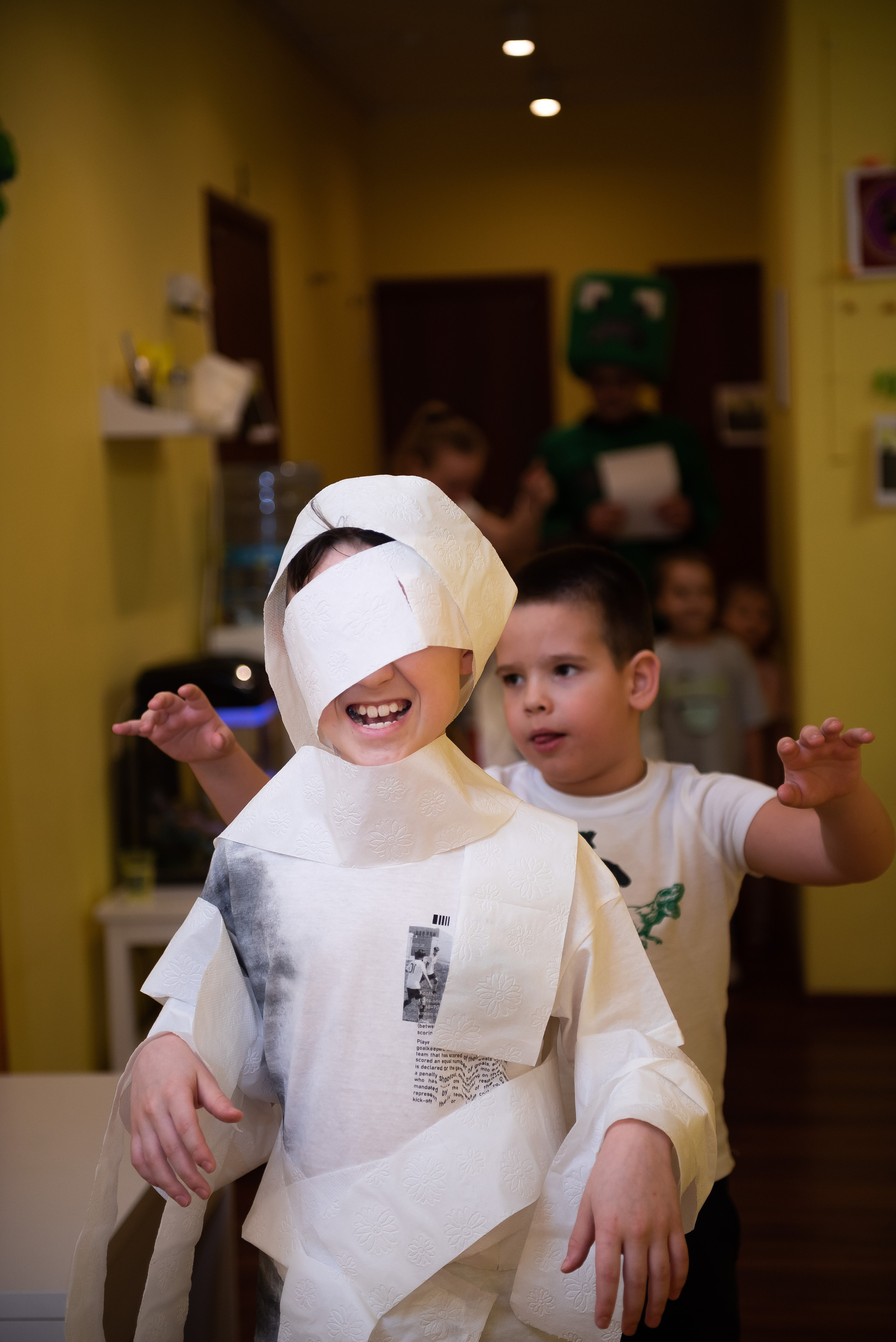 ДР Лёши в игровом центре. Репортажный фотограф в Москве Alena Sfotkaet