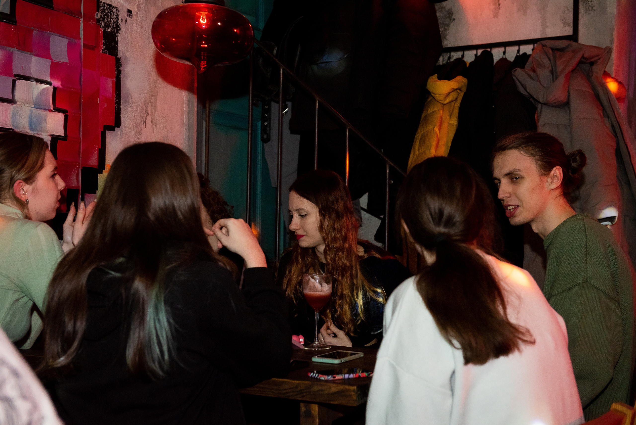 Один вечер трёх баров Москвы. Репортажный фотограф в Москве Alena Sfotkaet