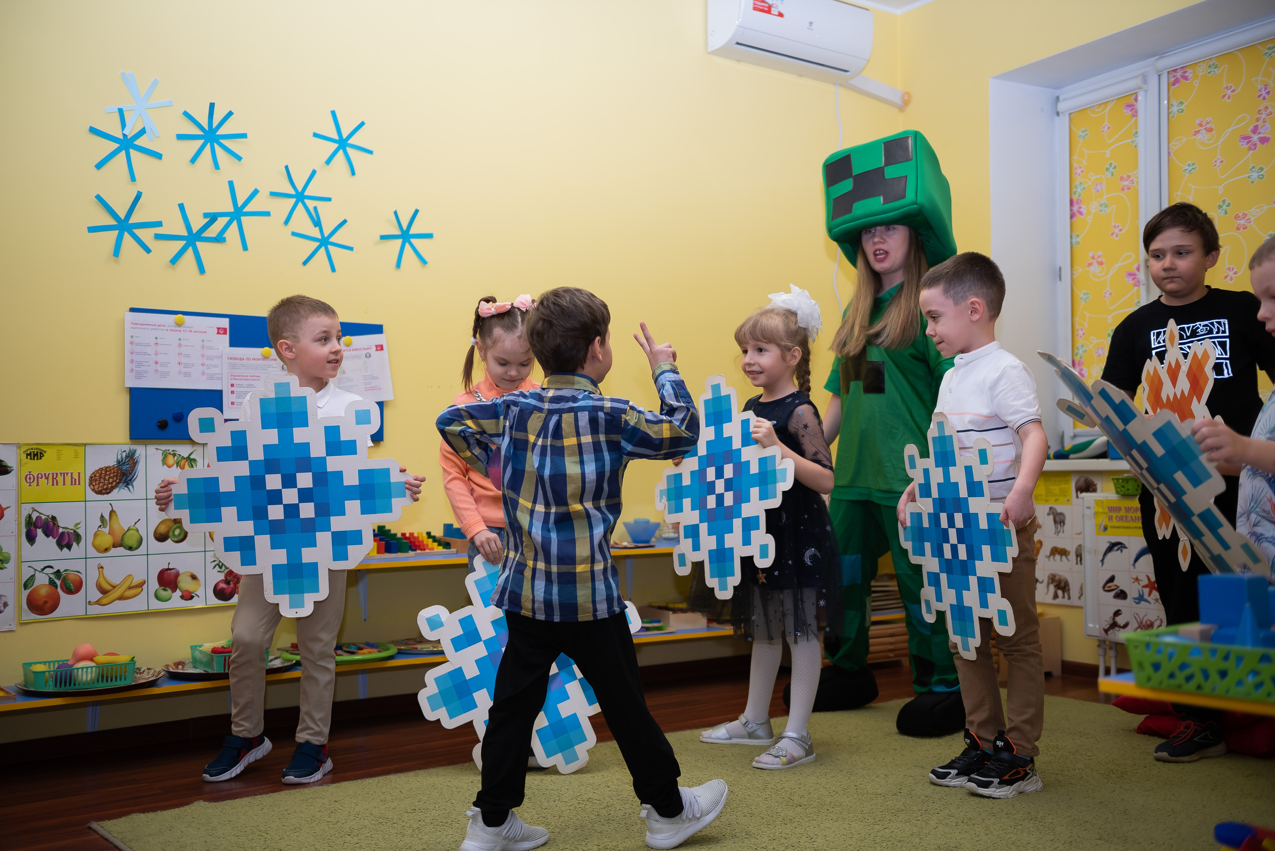 ДР Лёши в игровом центре. Репортажный фотограф в Москве Alena Sfotkaet