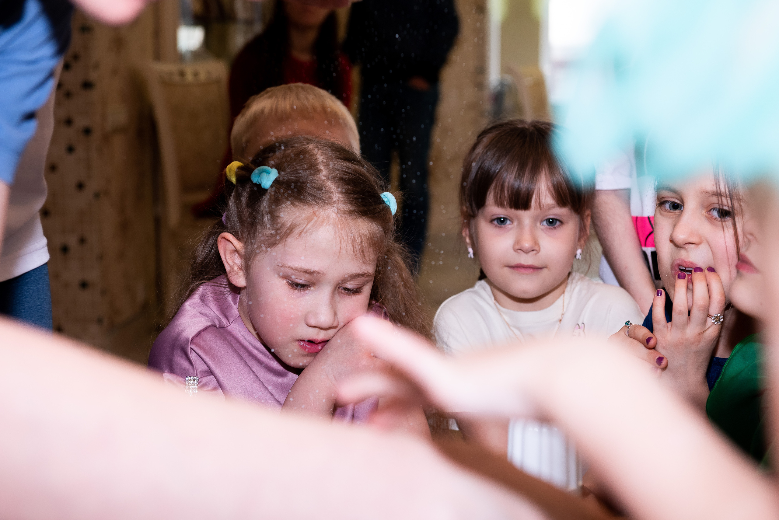 ДР Катюши дома. Репортажный фотограф в Москве Alena Sfotkaet